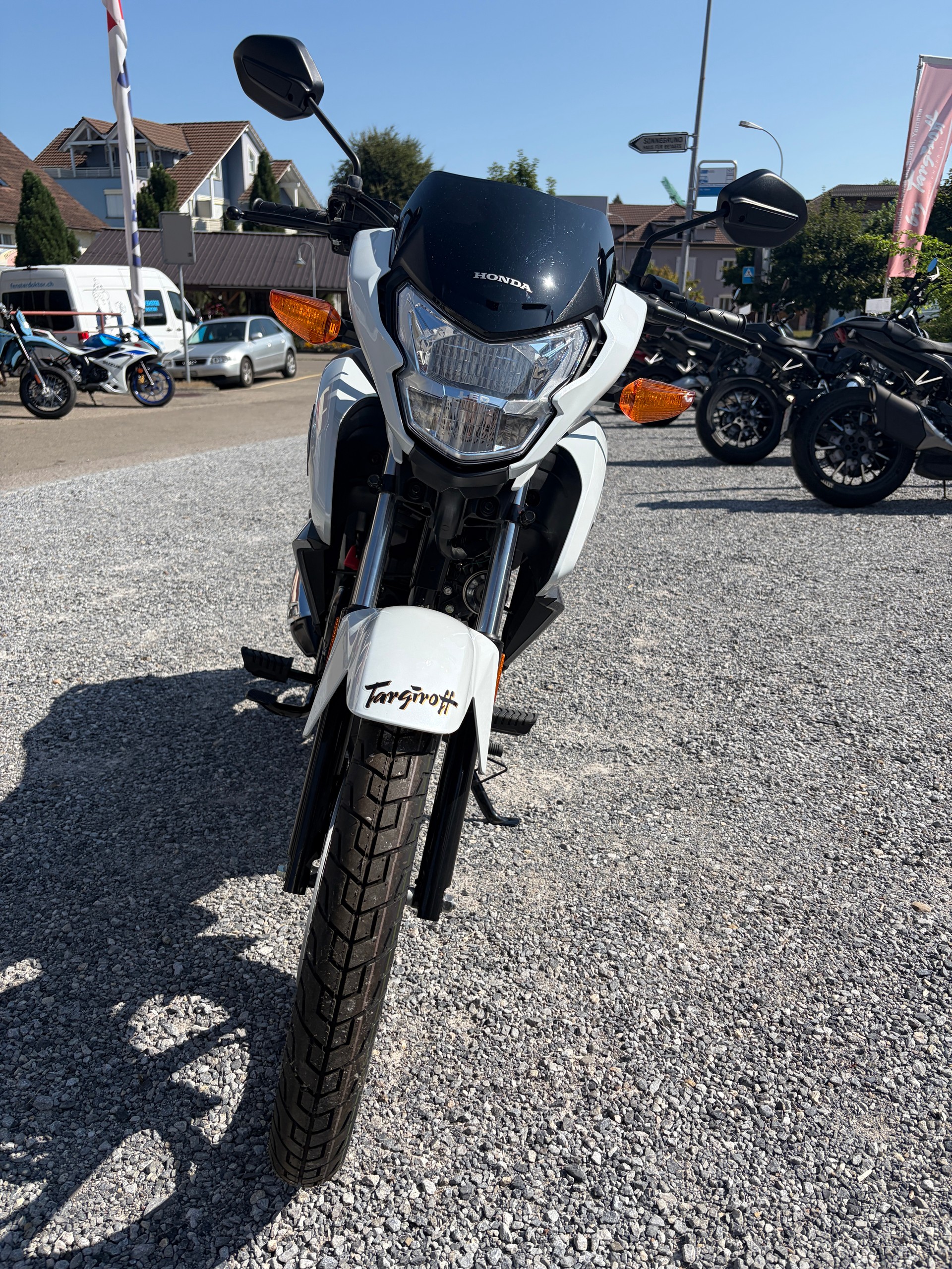 HONDA CBF 125 M-image-1