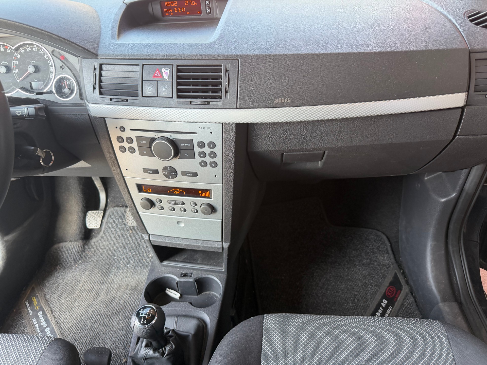 OPEL Meriva 1.8i 16V Cosmo-image-5