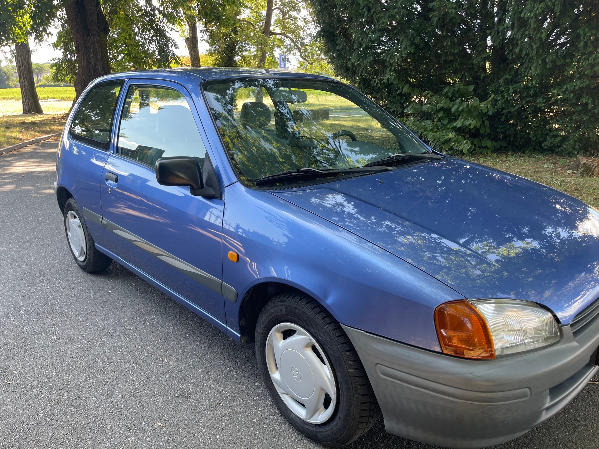 TOYOTA Starlet 1.3-image-2