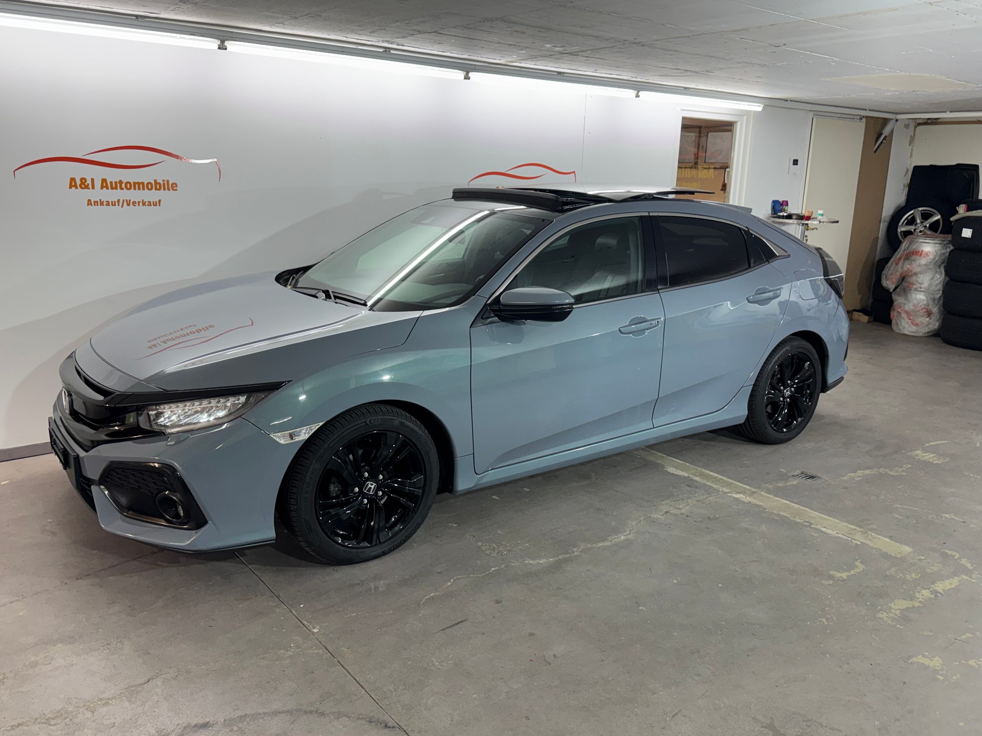 HONDA Civic 1.0 VTEC Executive Premium CVT-image-0