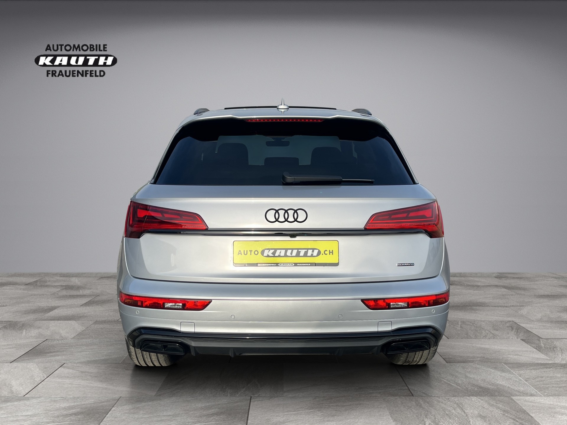 AUDI Q5 55 TFSI e PHEV S line quattro S-tronic*Panodach, AHK, Standklima/Heizung, (5-Jahre Garantie)-image-4