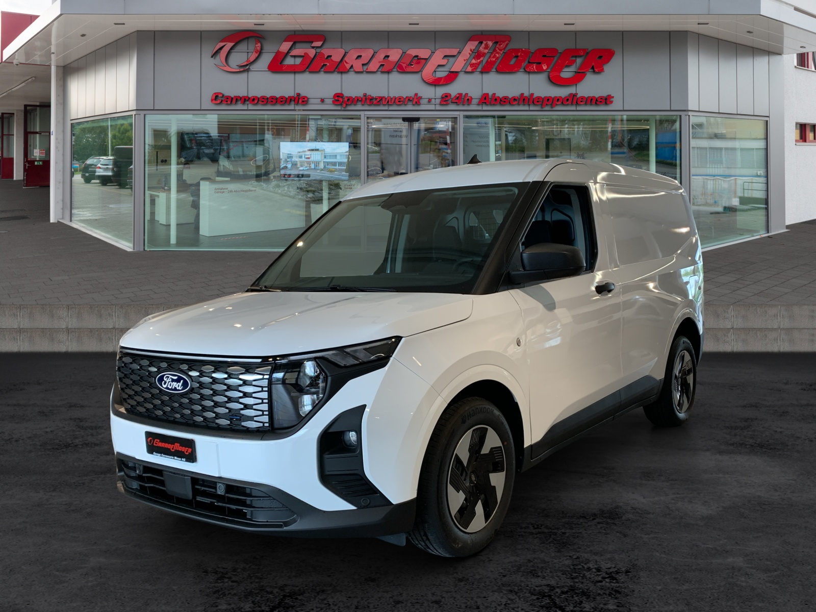 FORD E-Transit Courier Van Trend-image-0