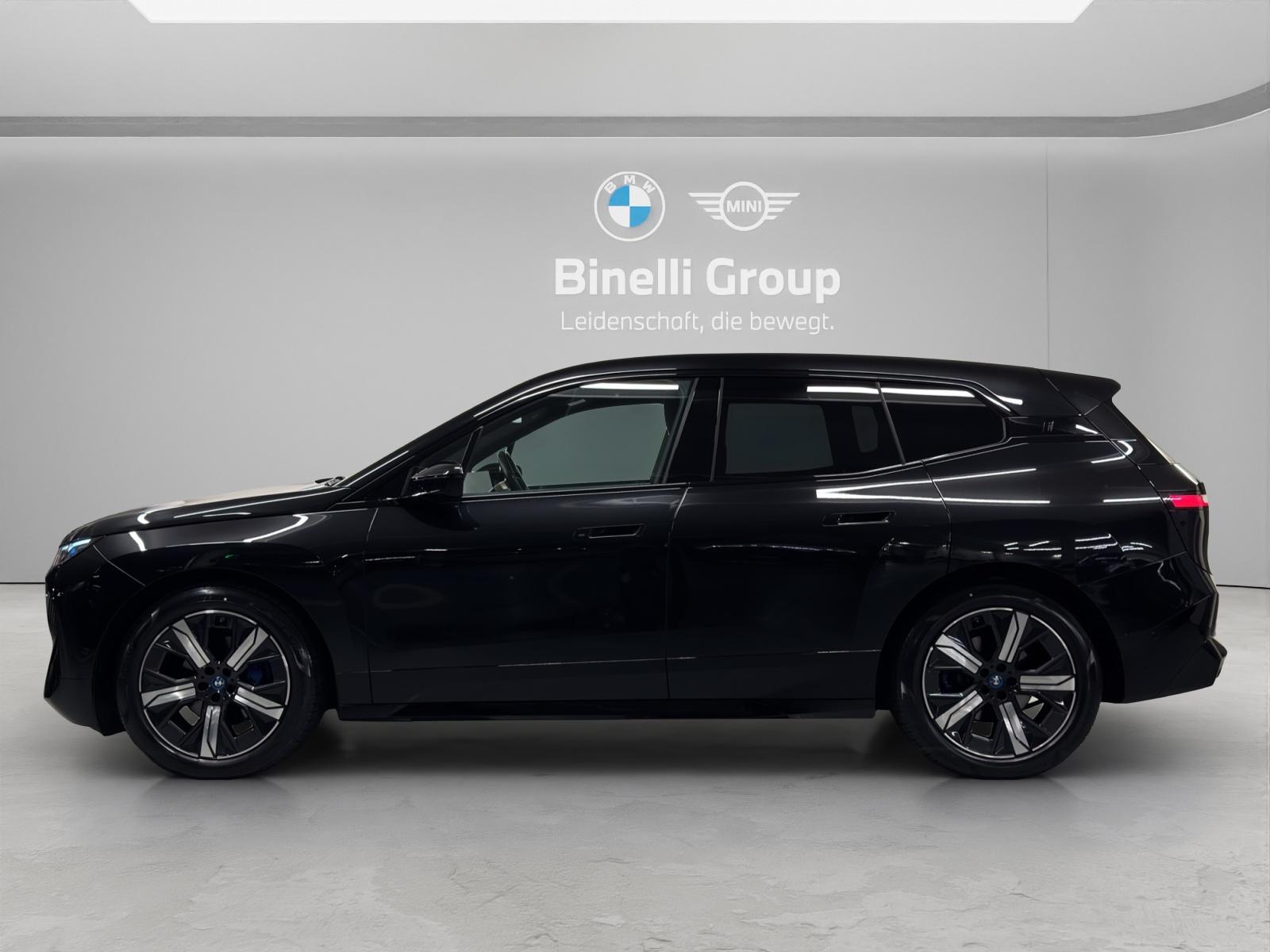 BMW iX xDrive50-image-1
