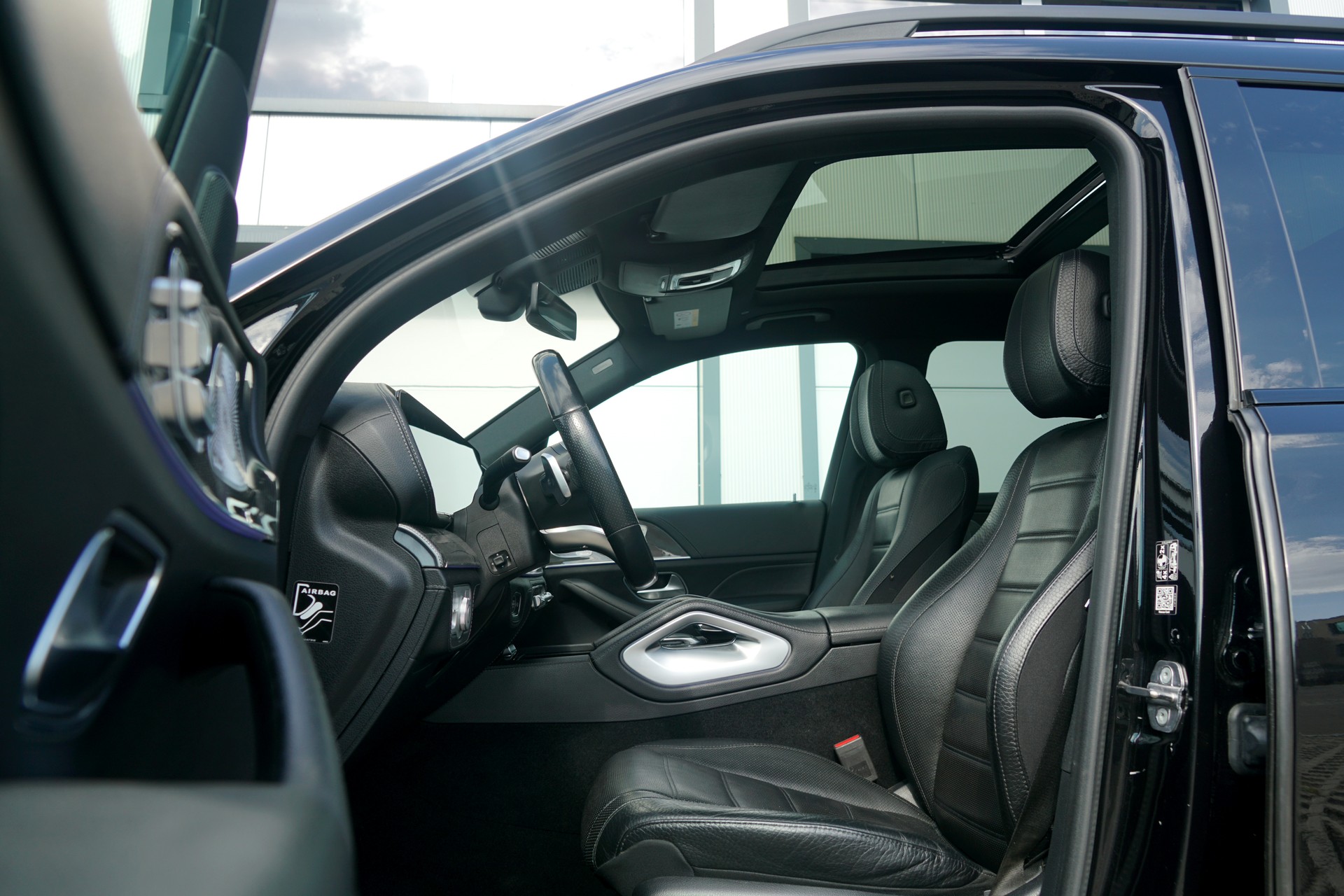 MERCEDES-BENZ GLS 580 AMG Line 4Matic 9G-Tronic (CH)-image-5