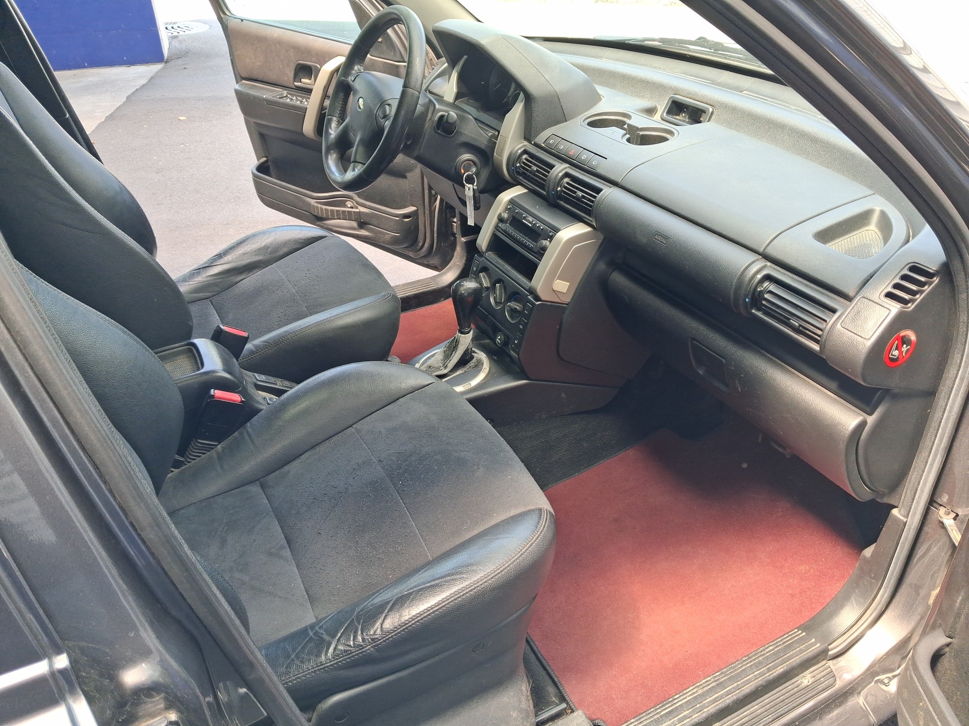 LAND ROVER Freelander 2.5 V6 Sport Wagon-image-7