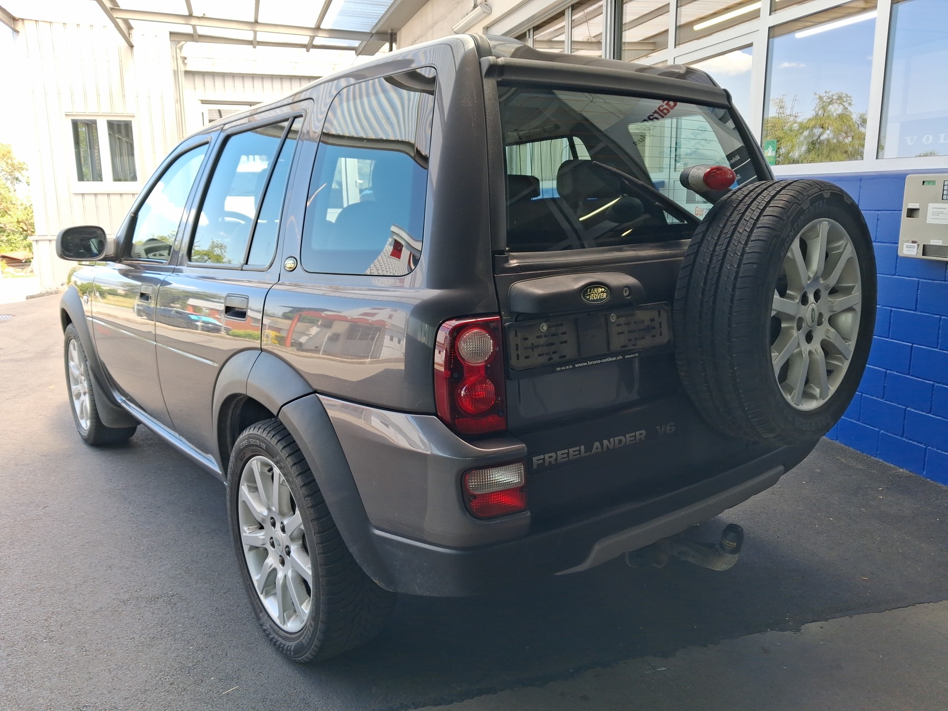LAND ROVER Freelander 2.5 V6 Sport Wagon-image-2