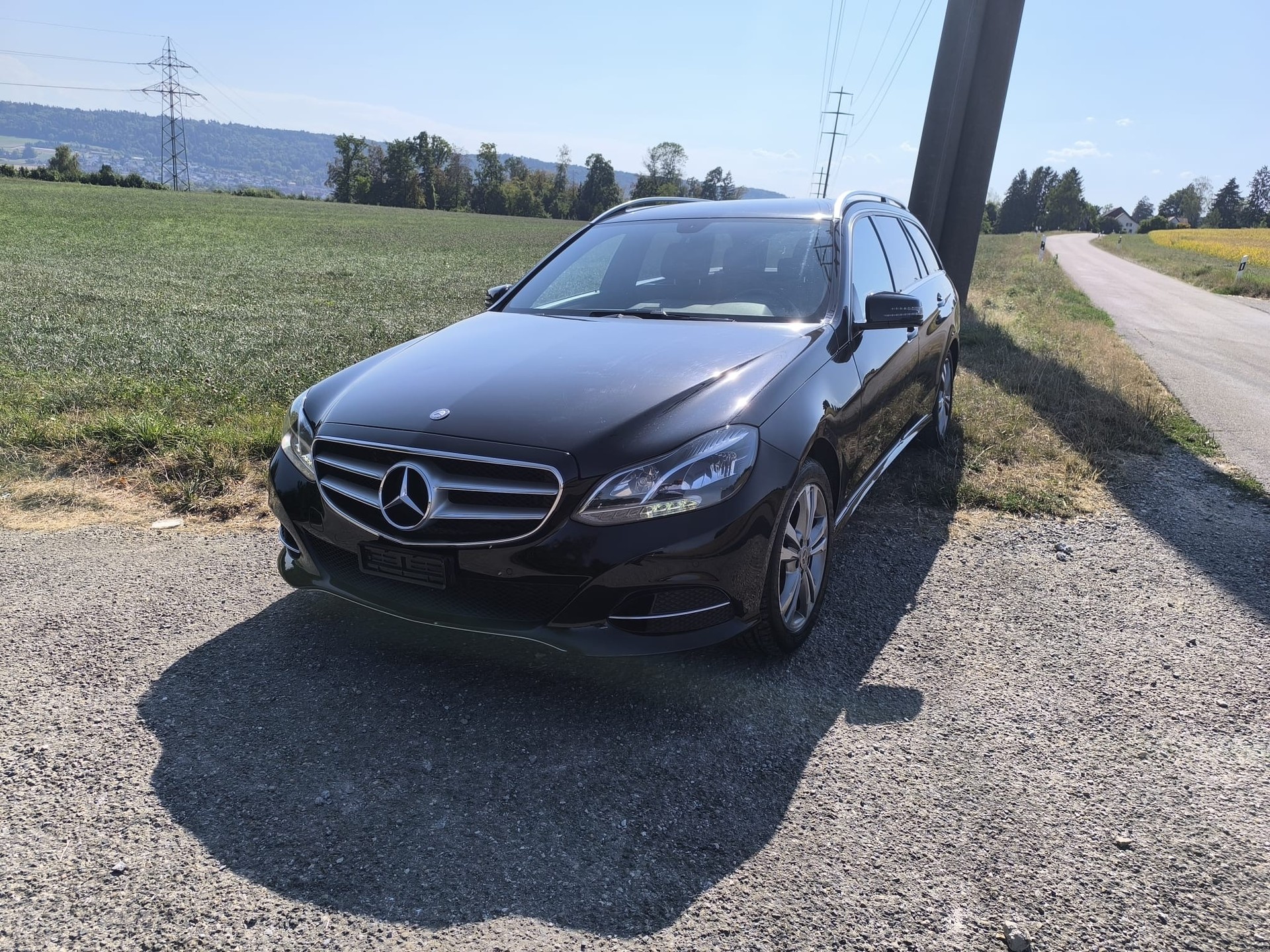 MERCEDES-BENZ E 220 BlueTEC Avantgarde 4Matic 7G-Tronic-image-0