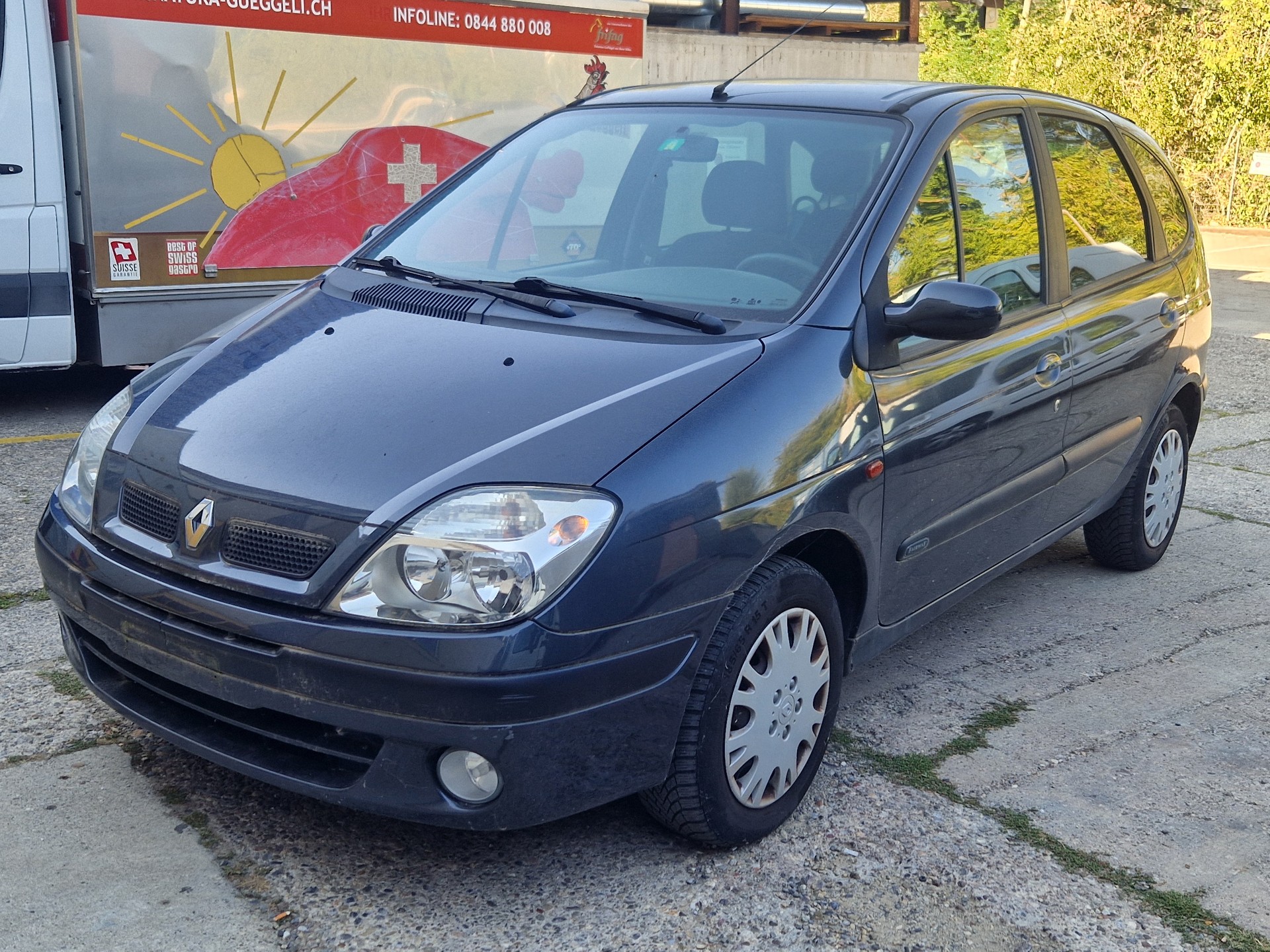 RENAULT Scénic 2.0 16V Fairway-image-0