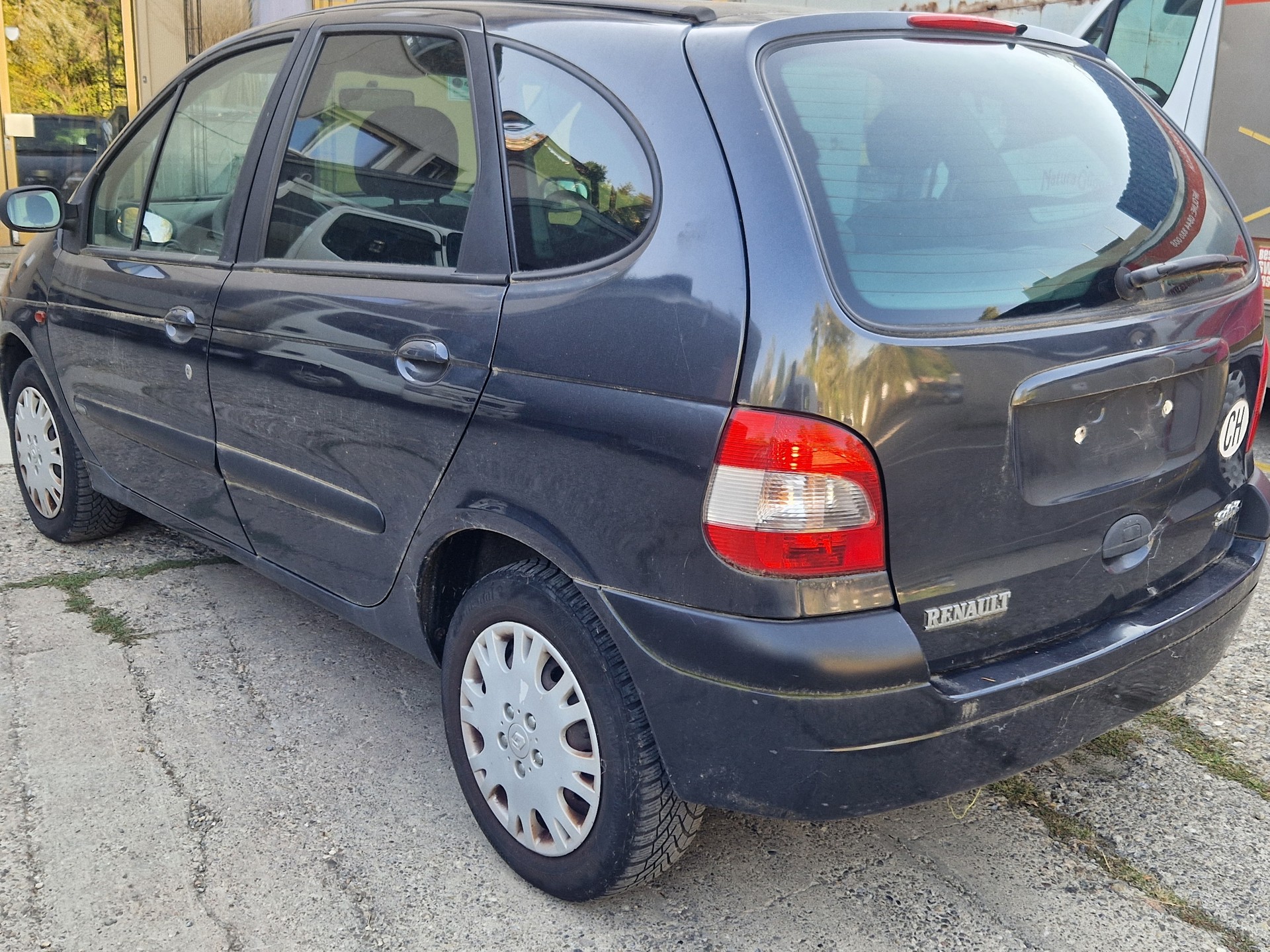 RENAULT Scénic 2.0 16V Fairway-image-6