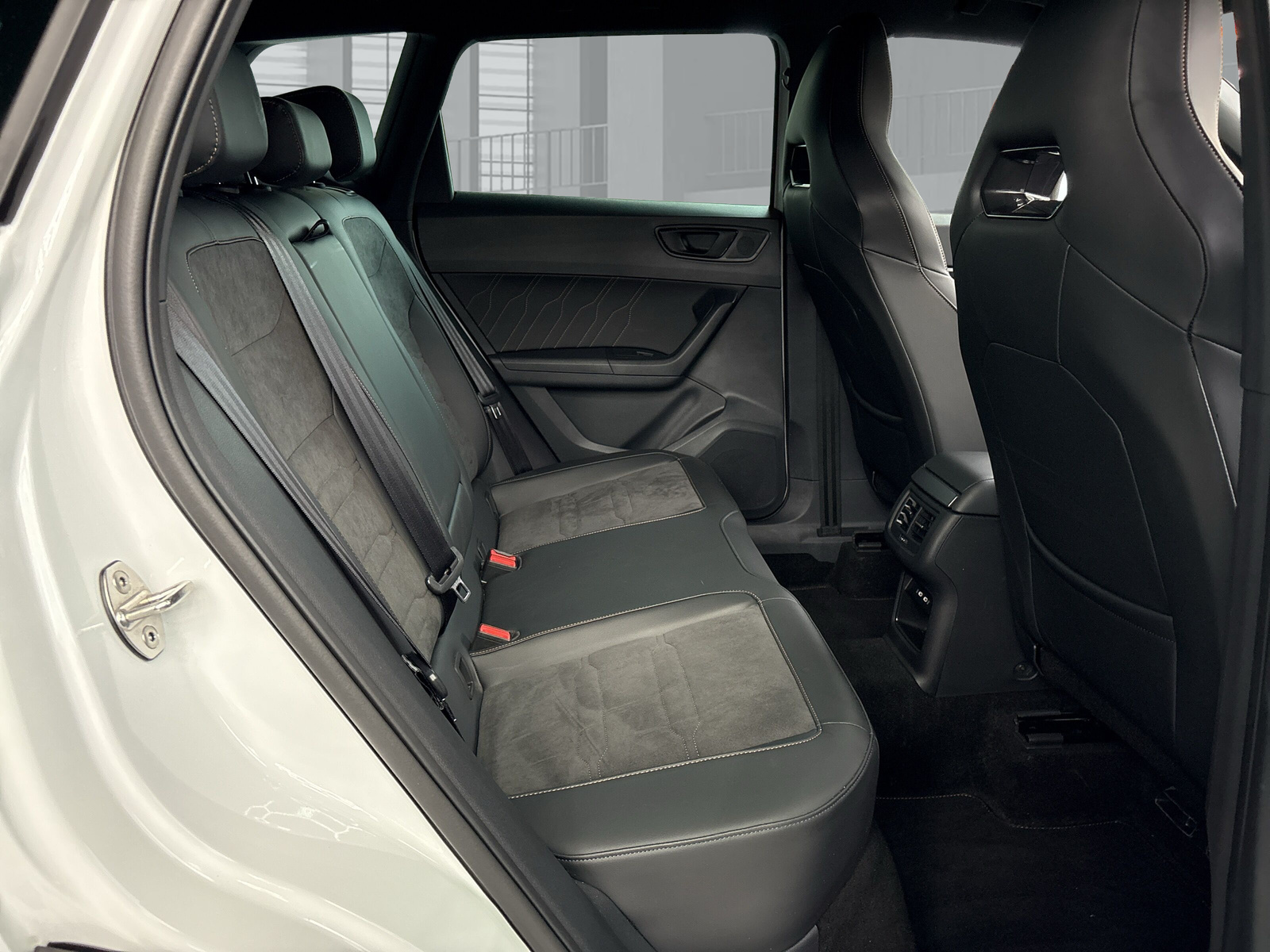 CUPRA Ateca 2.0TSI VZ 4Drive DSG-image-14