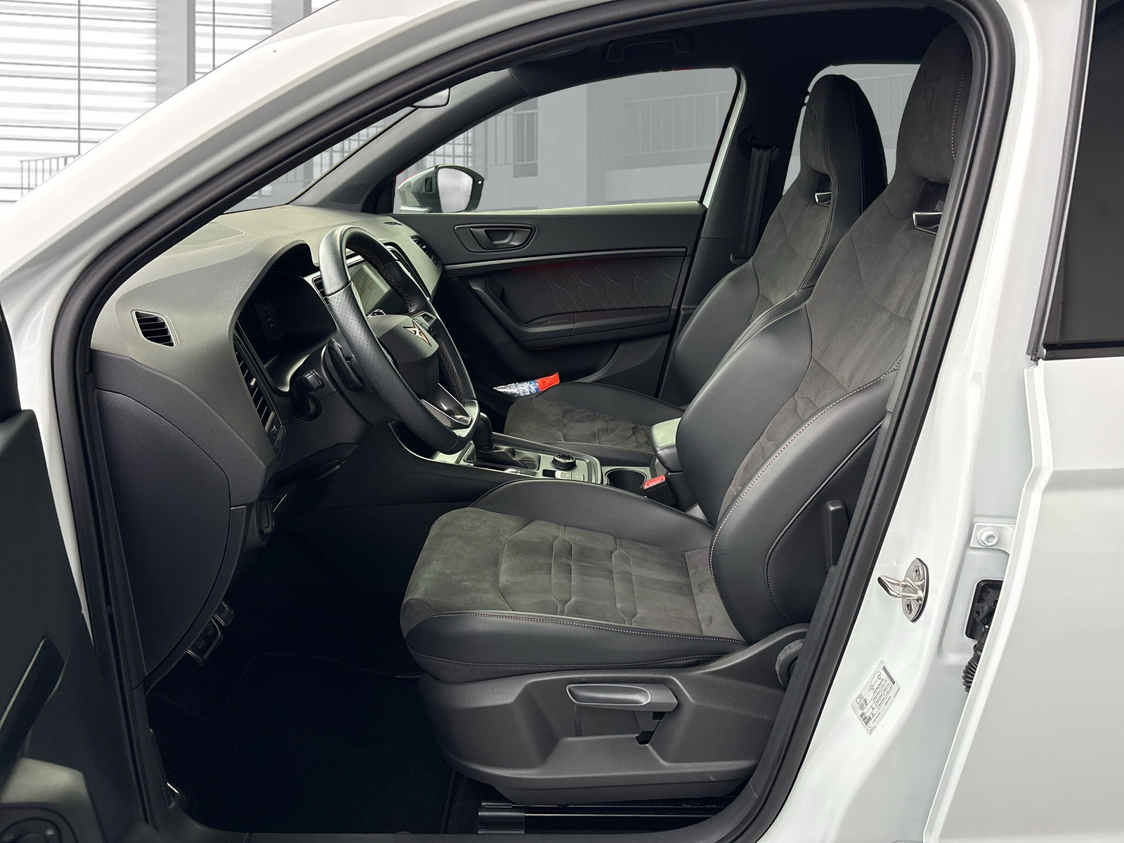 CUPRA Ateca 2.0TSI VZ 4Drive DSG-image-10