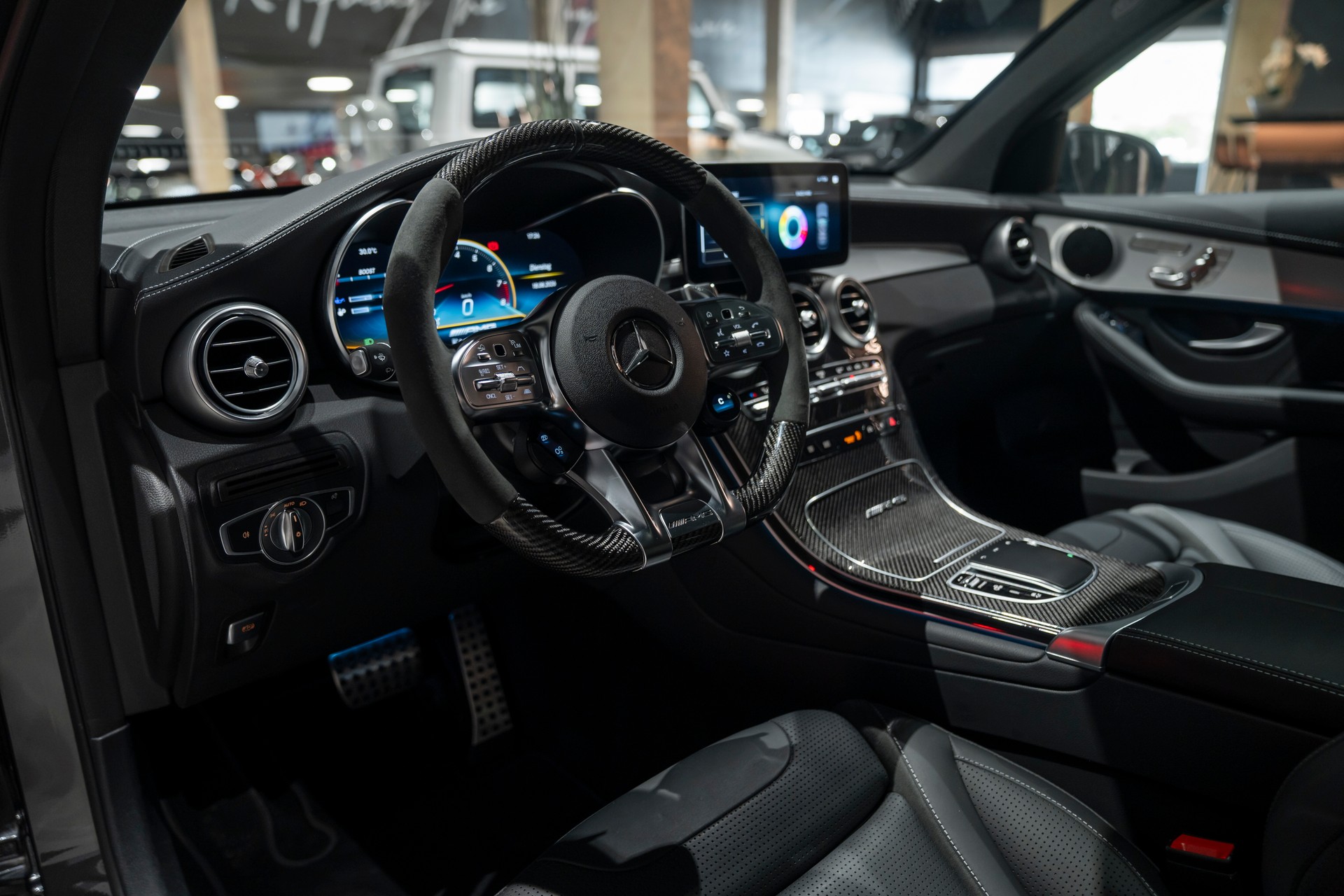 MERCEDES-BENZ GLC 63 S AMG 4Matic 9G-Tronic-image-6