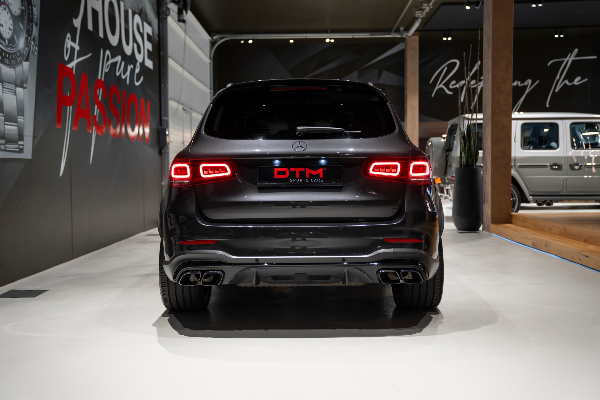 MERCEDES-BENZ GLC 63 S AMG 4Matic 9G-Tronic-image-4