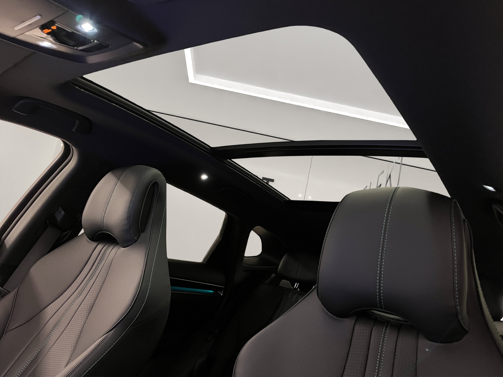 BYD Seal U DM-i Design AWD-image-13