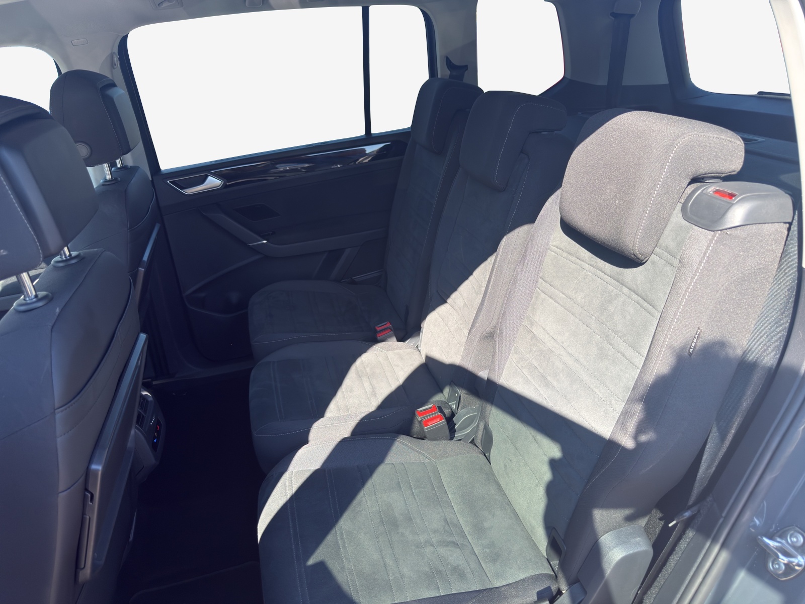 VW Touran 1.5 TSI EVO Highline DSG-image-11