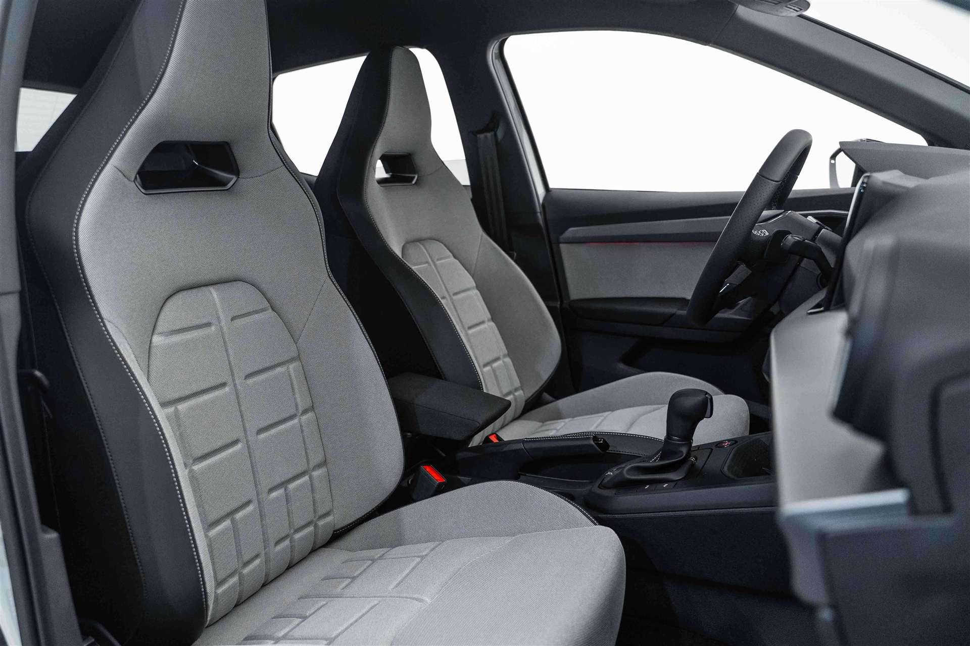 SEAT Arona 1.0 TSi Eco FR DSG-Automat-image-11