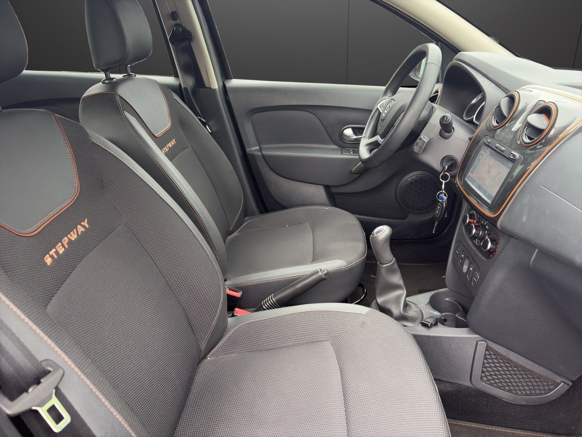 DACIA Sandero 0.9 TCe Stepway S/S-image-13
