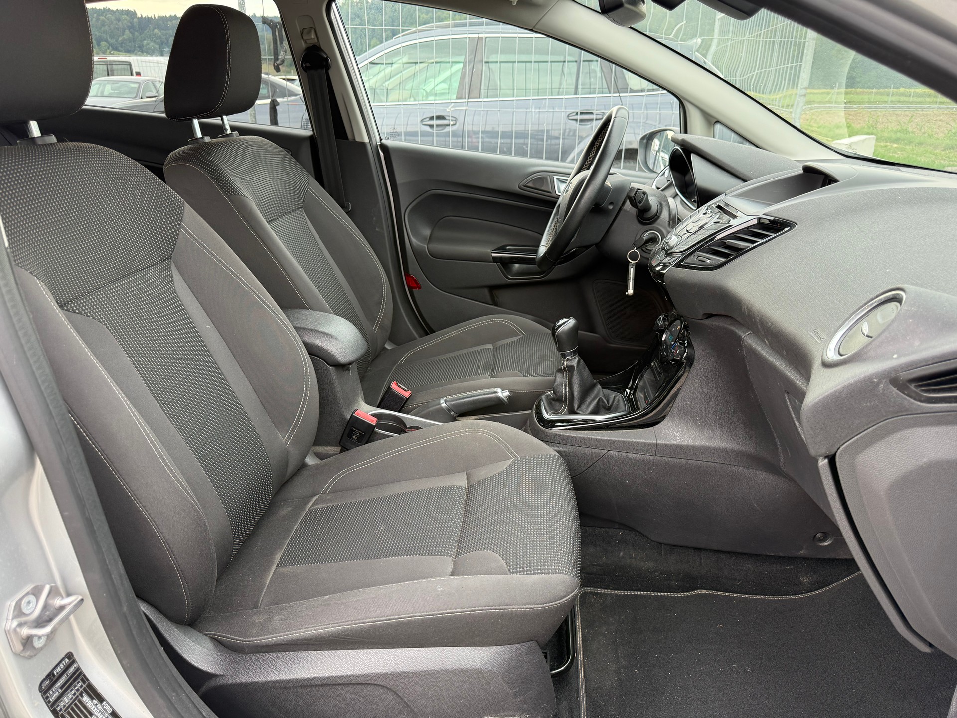 FORD Fiesta 1.0 SCTi Titanium-image-9