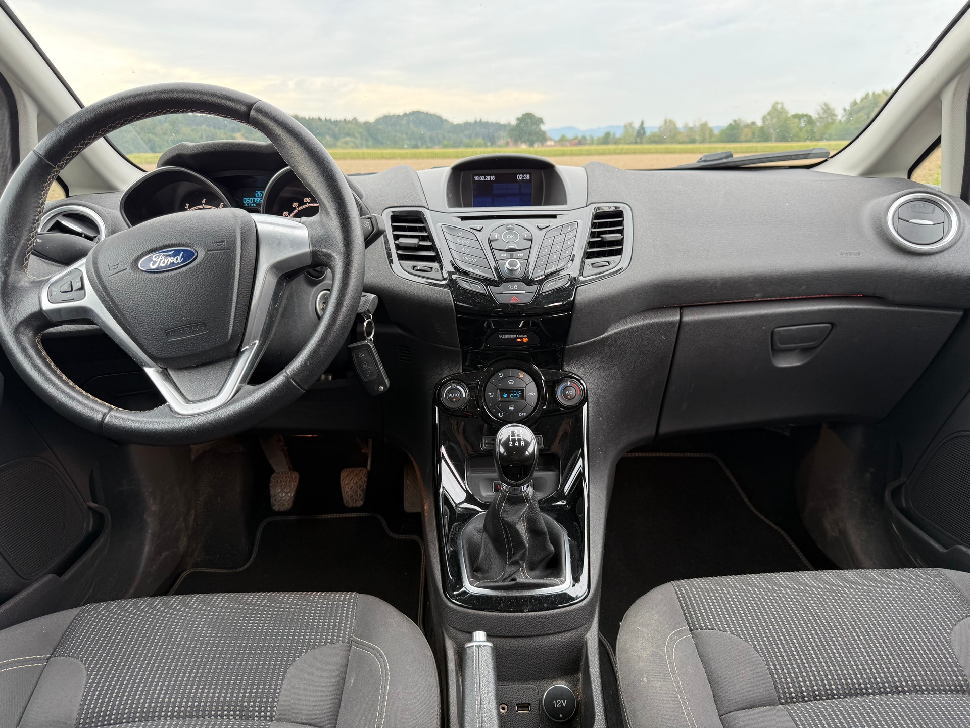 FORD Fiesta 1.0 SCTi Titanium-image-6