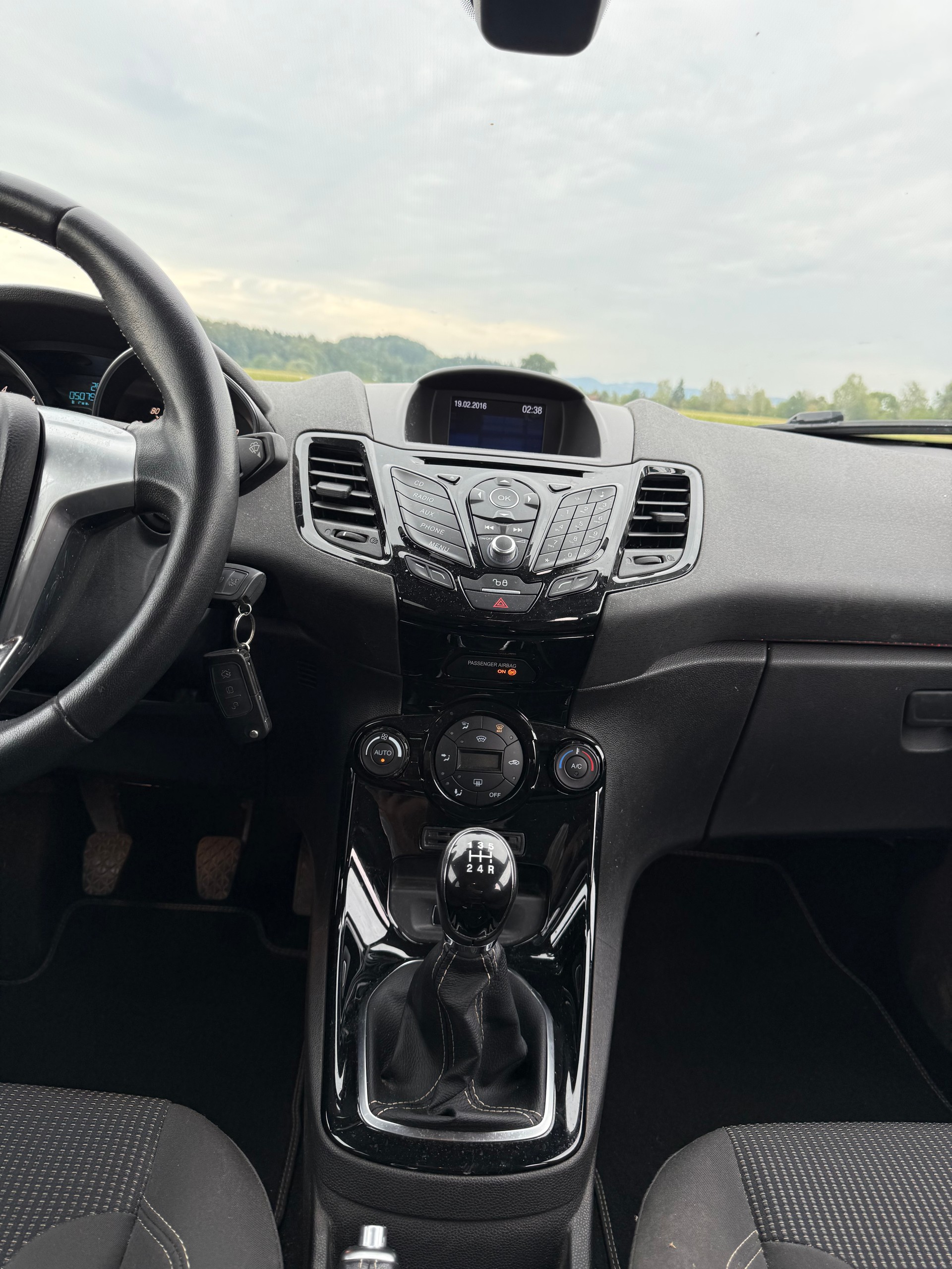 FORD Fiesta 1.0 SCTi Titanium-image-7