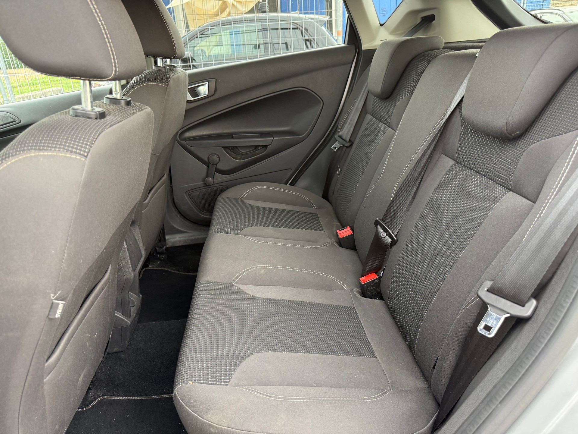 FORD Fiesta 1.0 SCTi Titanium-image-10
