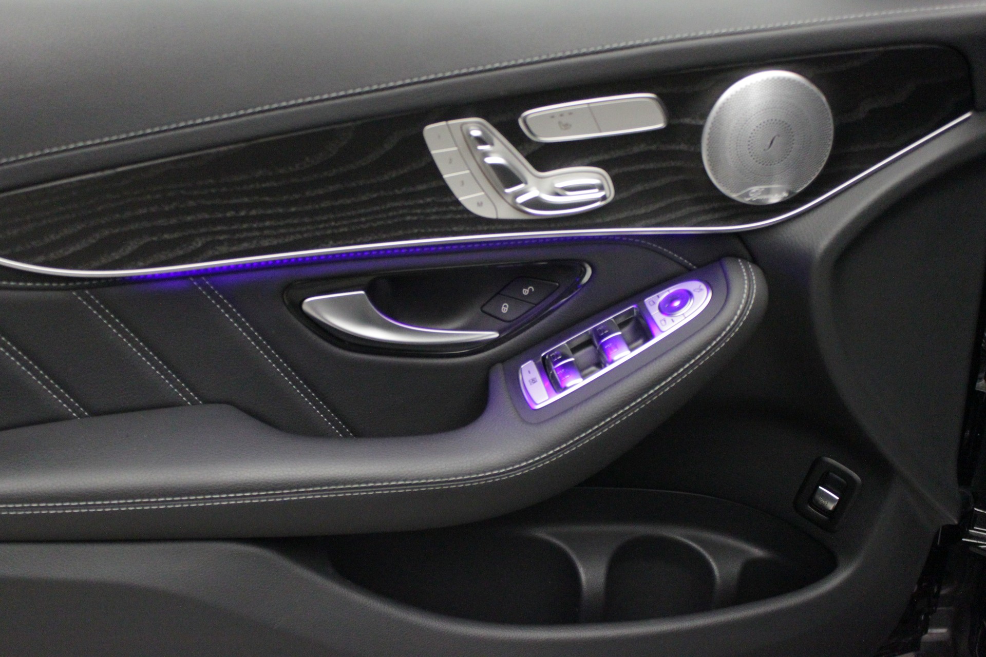 MERCEDES-BENZ GLC Coupé 63 S AMG 4Matic 9G-Tronic-image-19