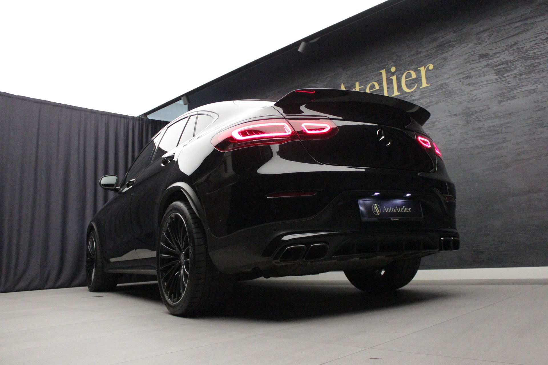 MERCEDES-BENZ GLC Coupé 63 S AMG 4Matic 9G-Tronic-image-12