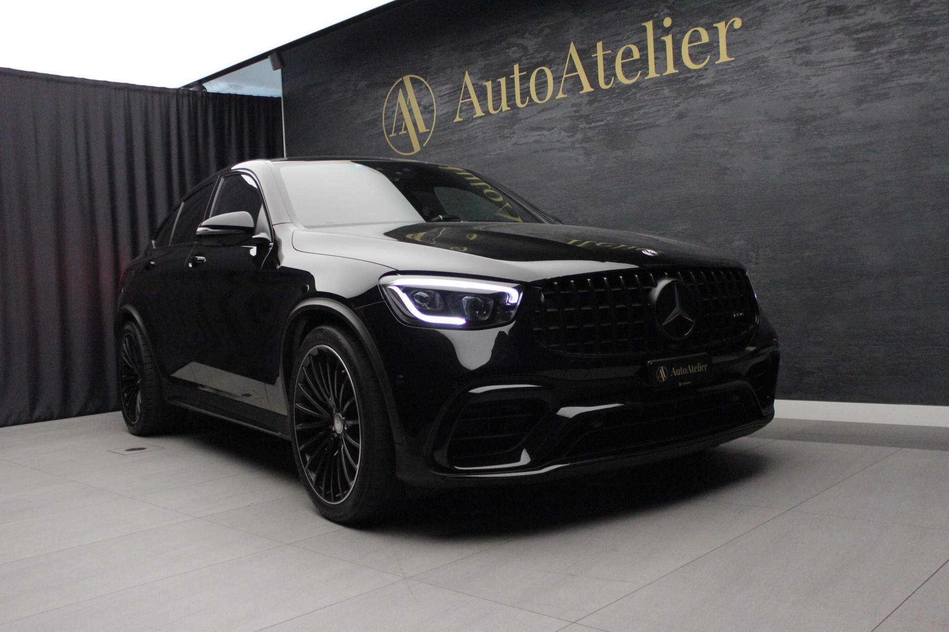 MERCEDES-BENZ GLC Coupé 63 S AMG 4Matic 9G-Tronic-showroom-element-3