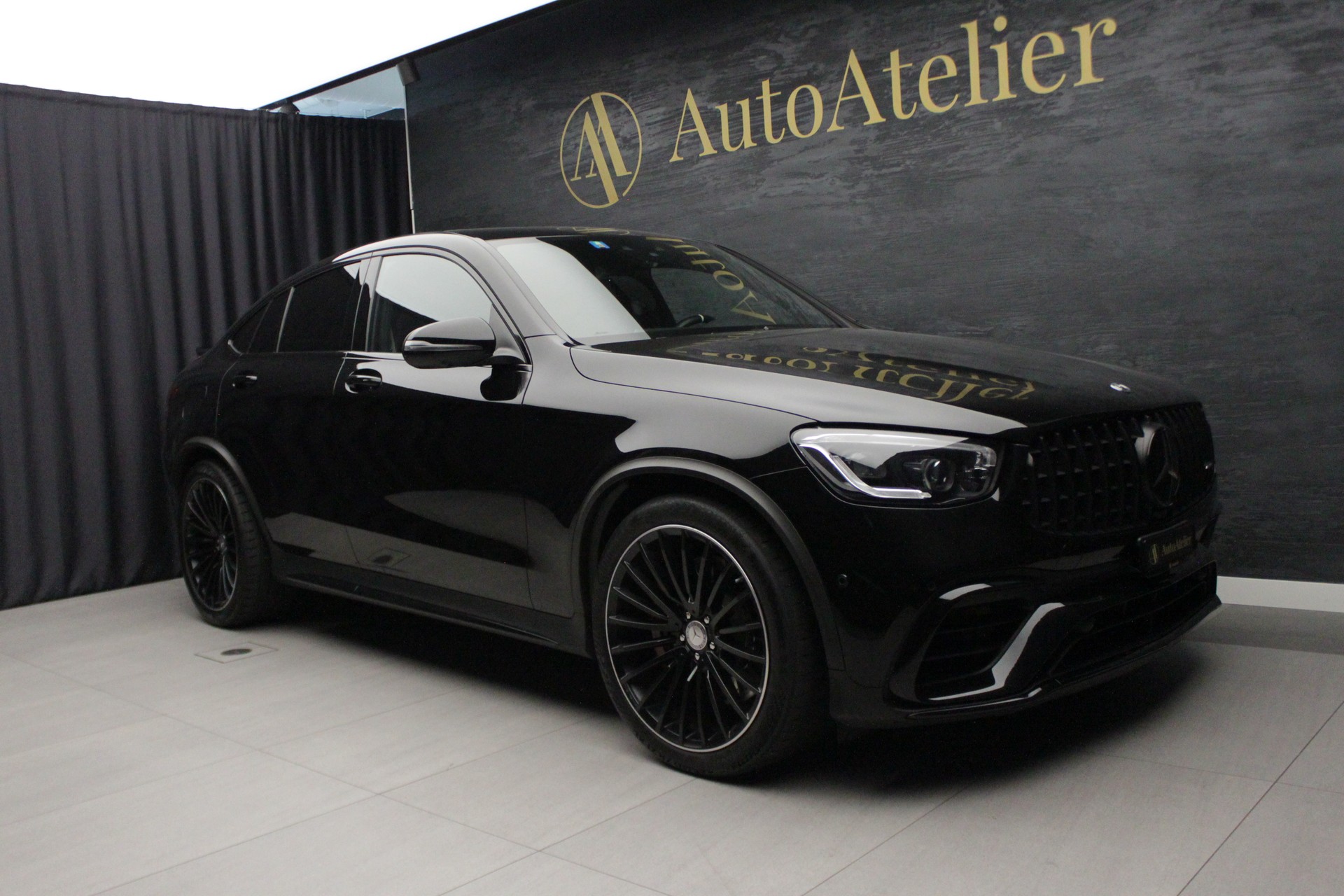 MERCEDES-BENZ GLC Coupé 63 S AMG 4Matic 9G-Tronic-showroom-element-2