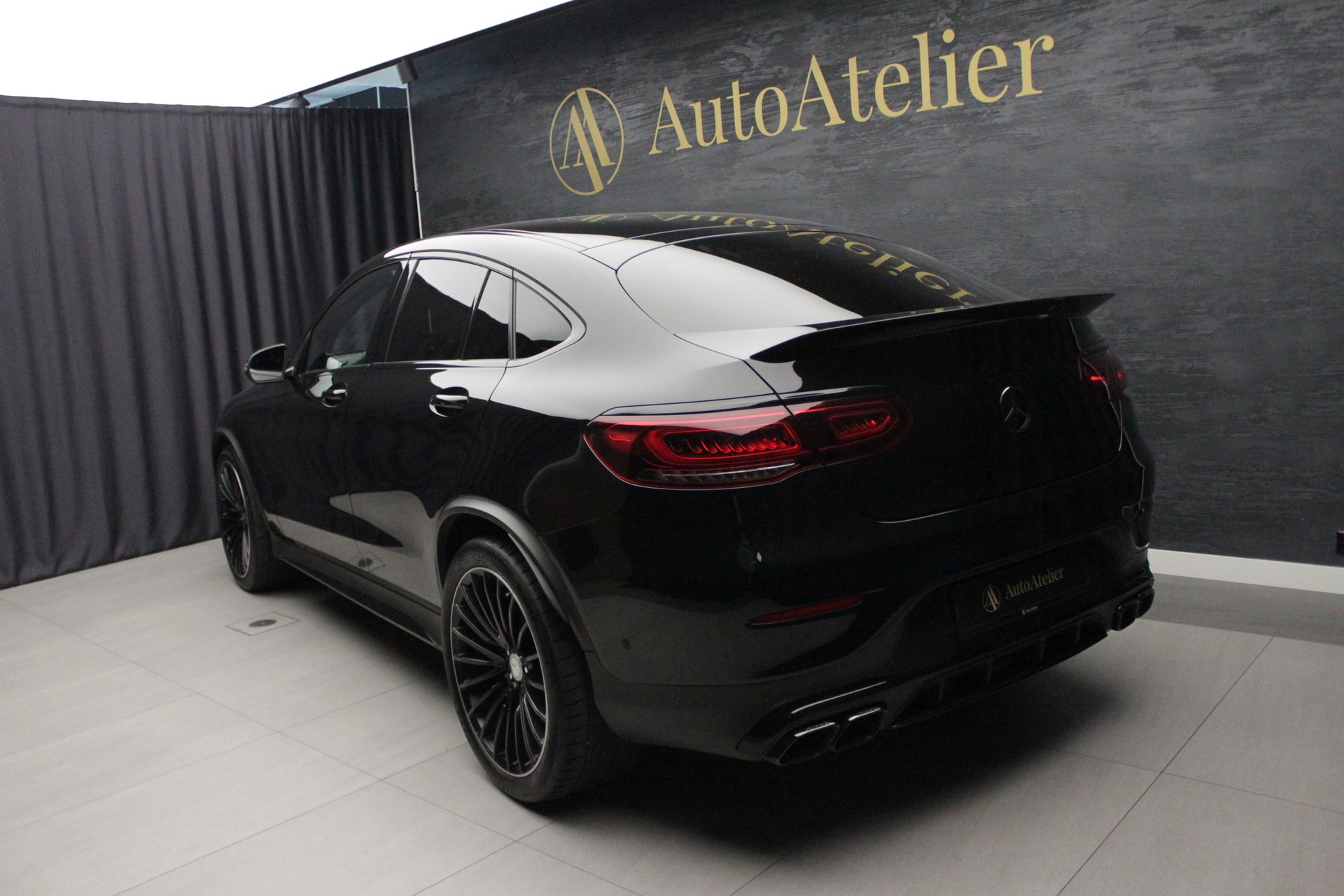MERCEDES-BENZ GLC Coupé 63 S AMG 4Matic 9G-Tronic-image-10