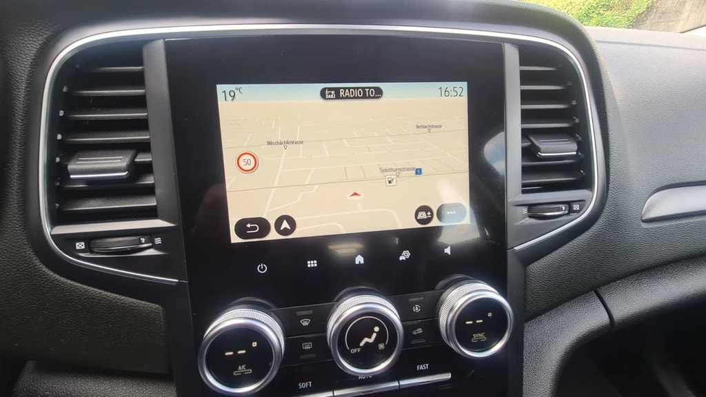 RENAULT Mégane Grandtour 1.5 dCi Business EDC ** Navigationssystem ** Tempomat ** Klimaautomat ** Ab MFK & Service ** Modell 2021 **-image-7