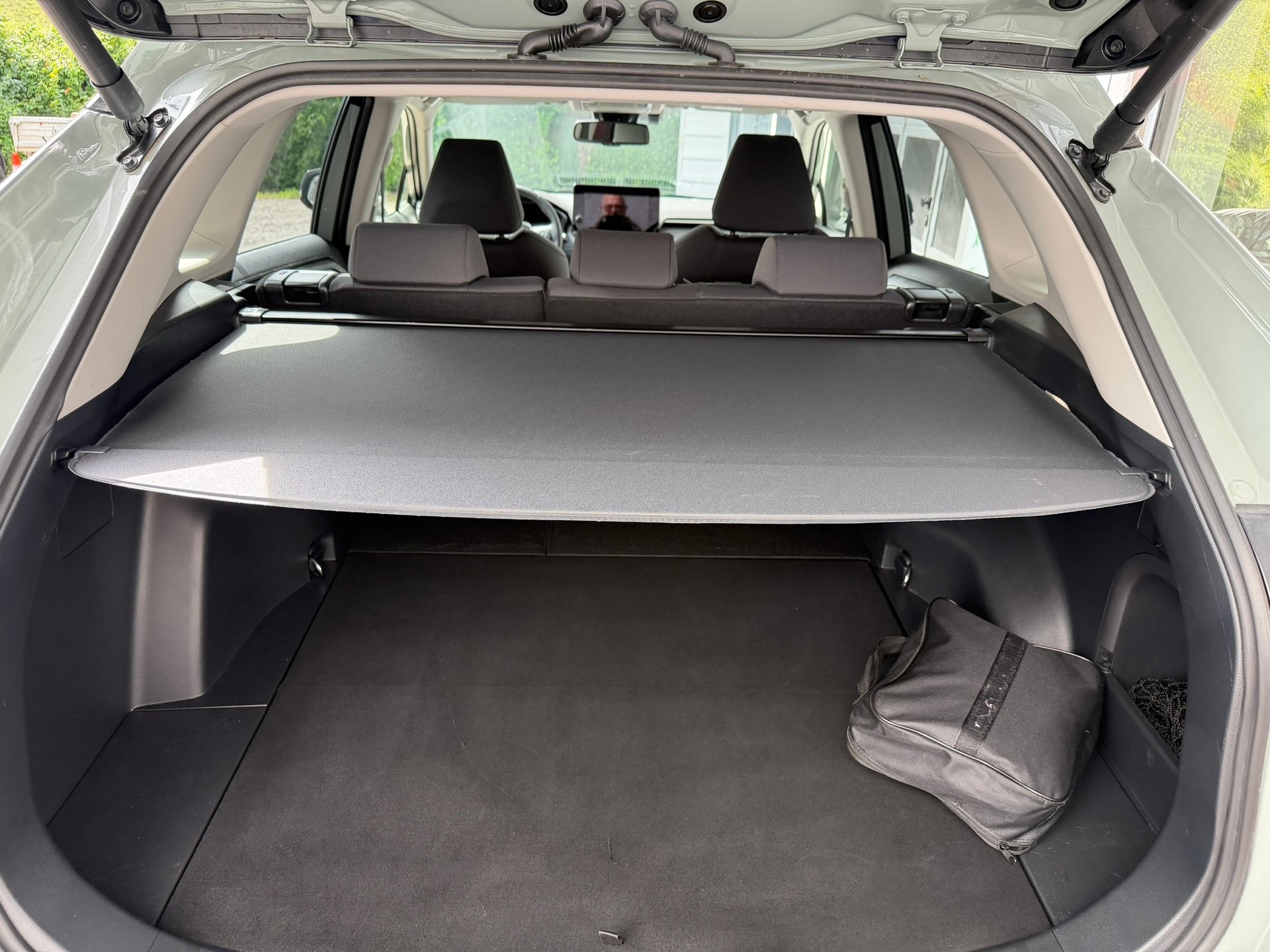 TOYOTA RAV-4 2.5 HSD Style e-CVT 4WD-image-3