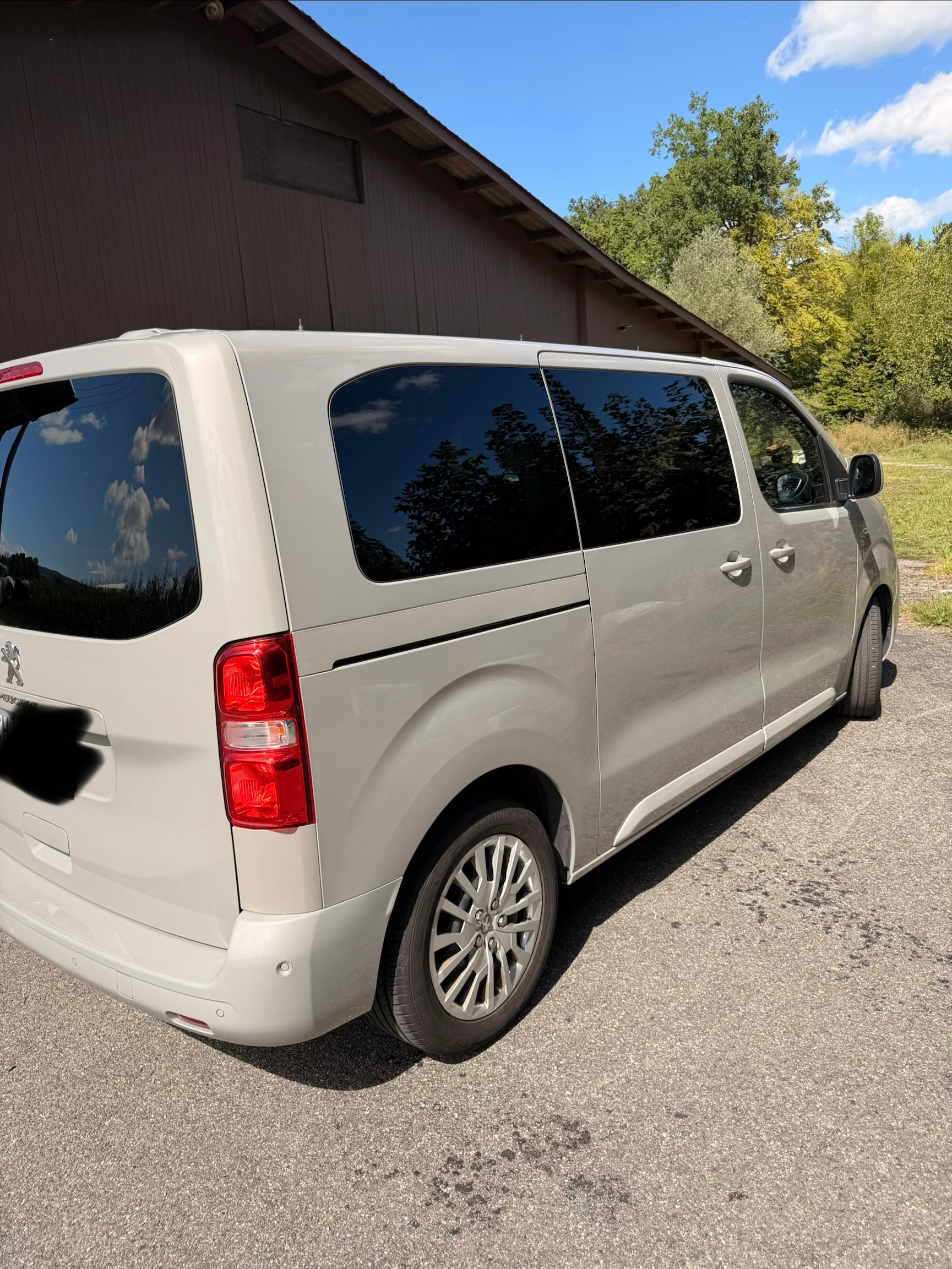 PEUGEOT 2.0 BlueHDi 150 Active S/S-image-1