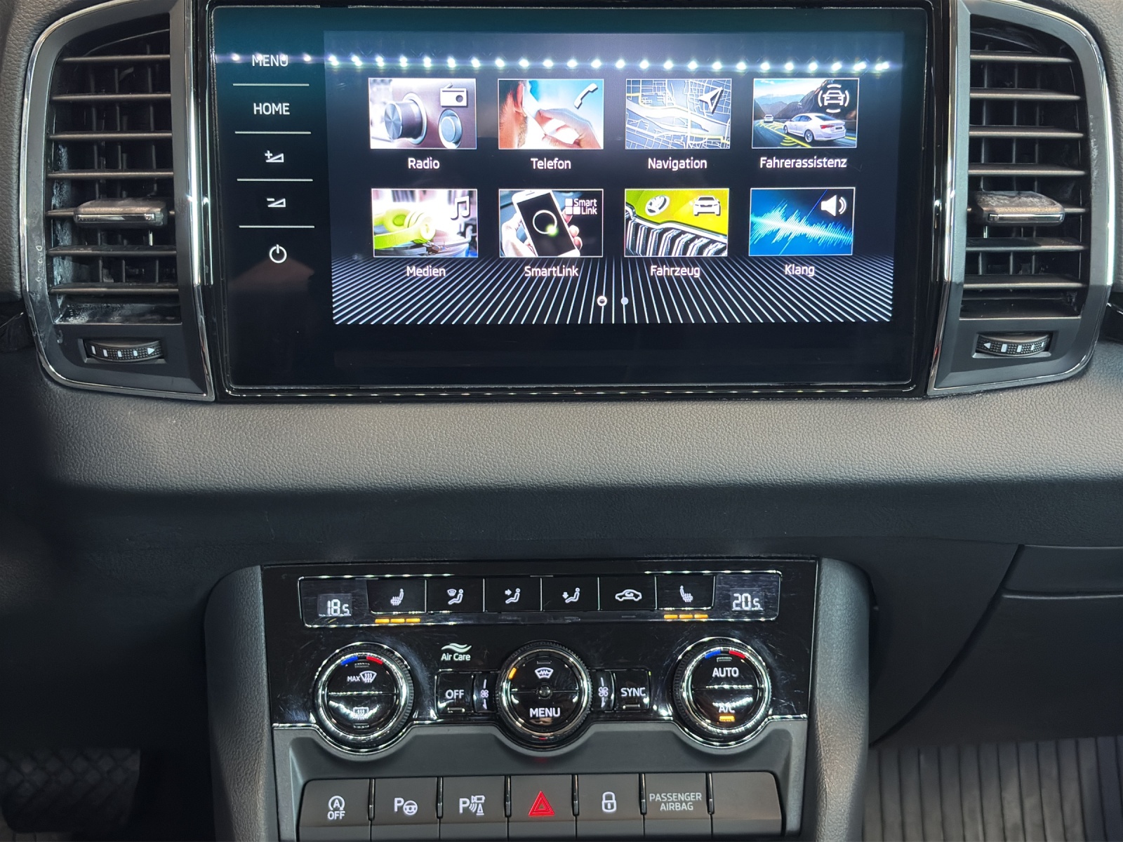 SKODA Karoq 2.0 TDI Style 4x4 DSG-image-11