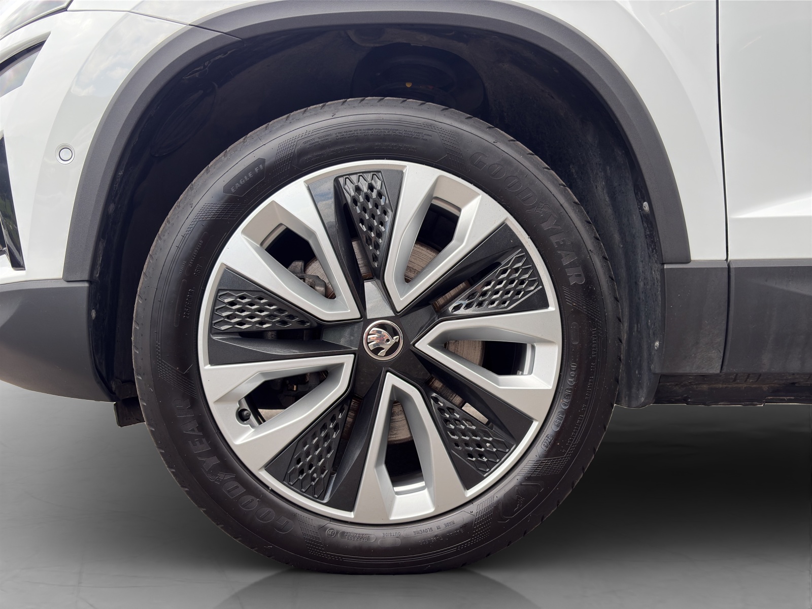 SKODA Karoq 2.0 TDI Style 4x4 DSG-image-8