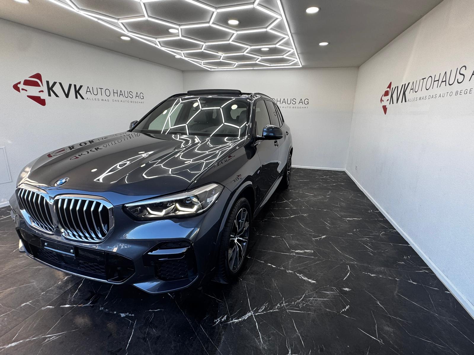 BMW X5 xDrive 48V 30d M Sport Steptronic | Vollaustattung | CH-Fahrzeug | Panorama | Gratis Service |-image-1