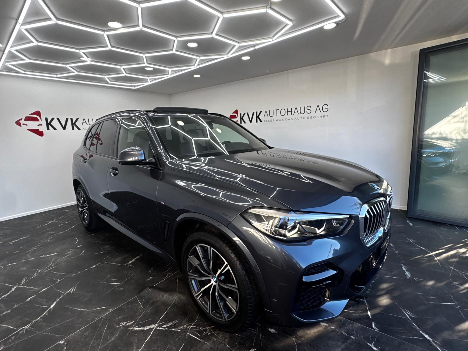 BMW X5 xDrive 48V 30d M Sport Steptronic | Vollaustattung | CH-Fahrzeug | Panorama | Gratis Service |-image-4