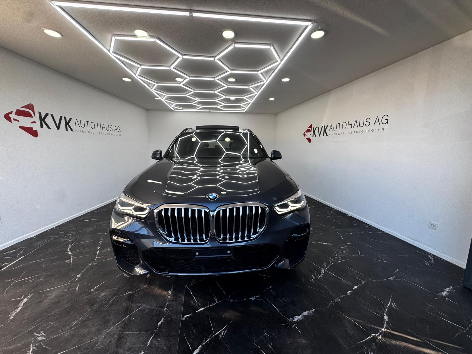 BMW X5 xDrive 48V 30d M Sport Steptronic | Vollaustattung | CH-Fahrzeug | Panorama | Gratis Service |-image-2