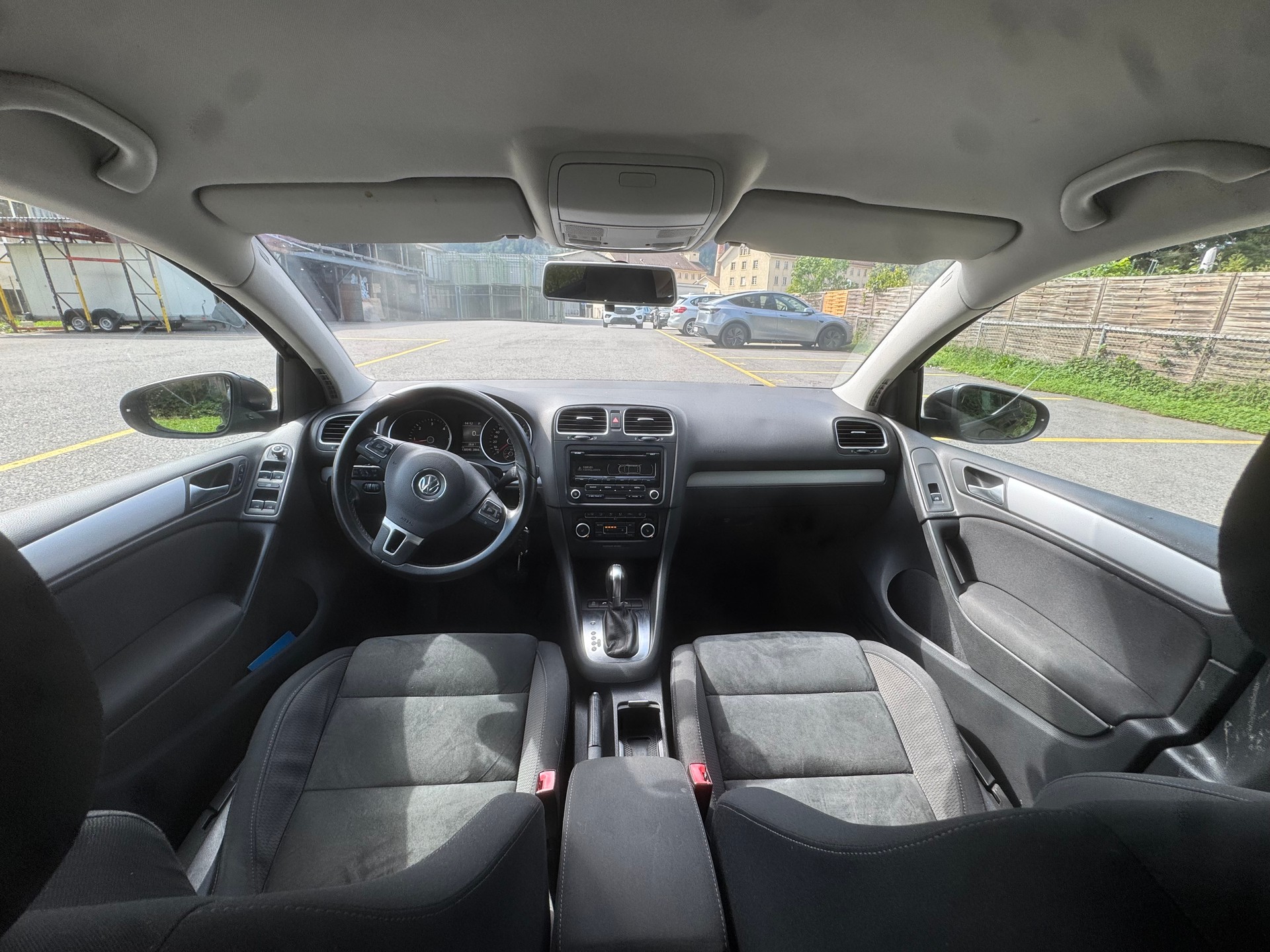 VW Golf 2.0 TDI Highline DSG-image-6