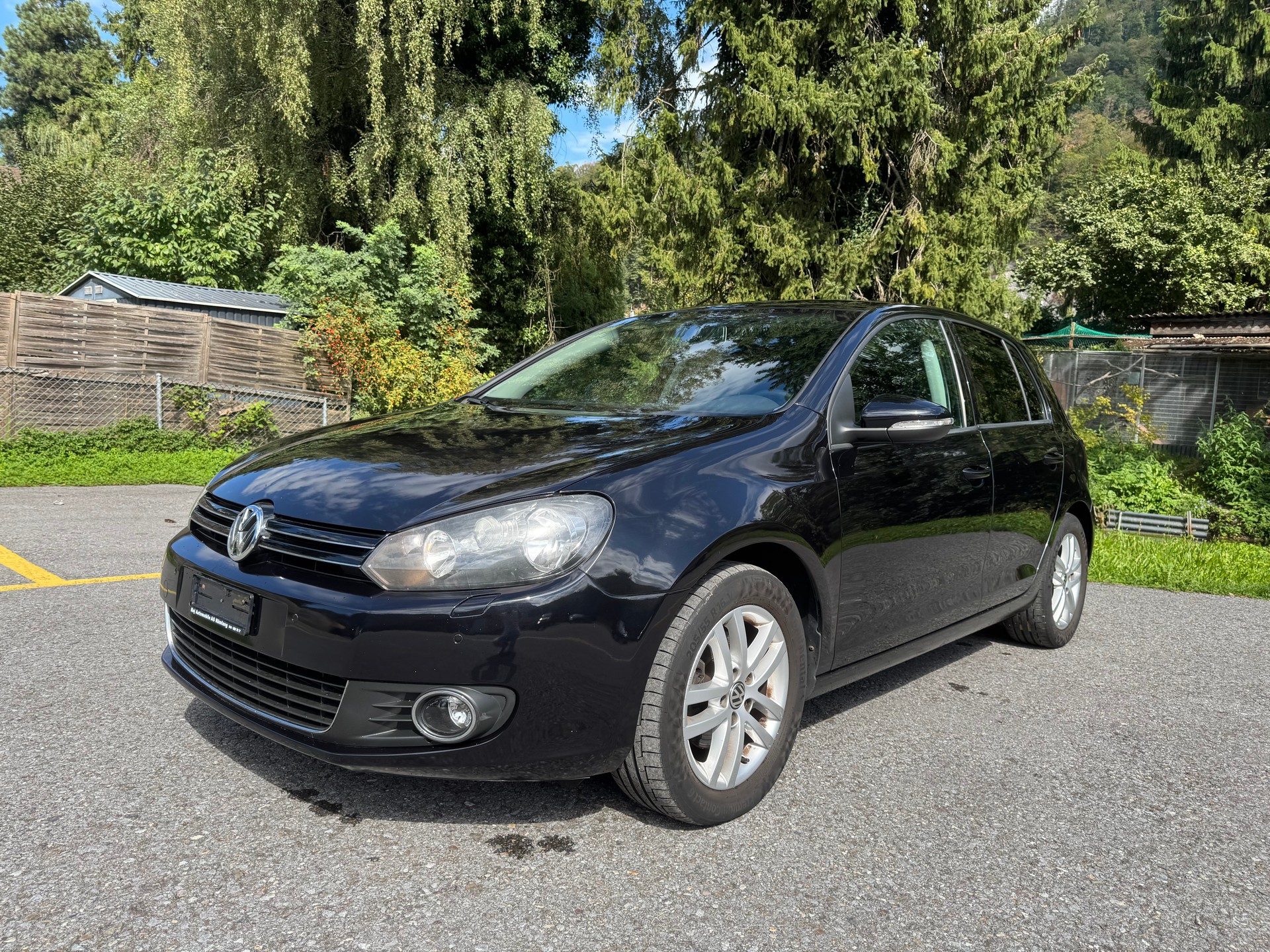 VW Golf 2.0 TDI Highline DSG-image-1