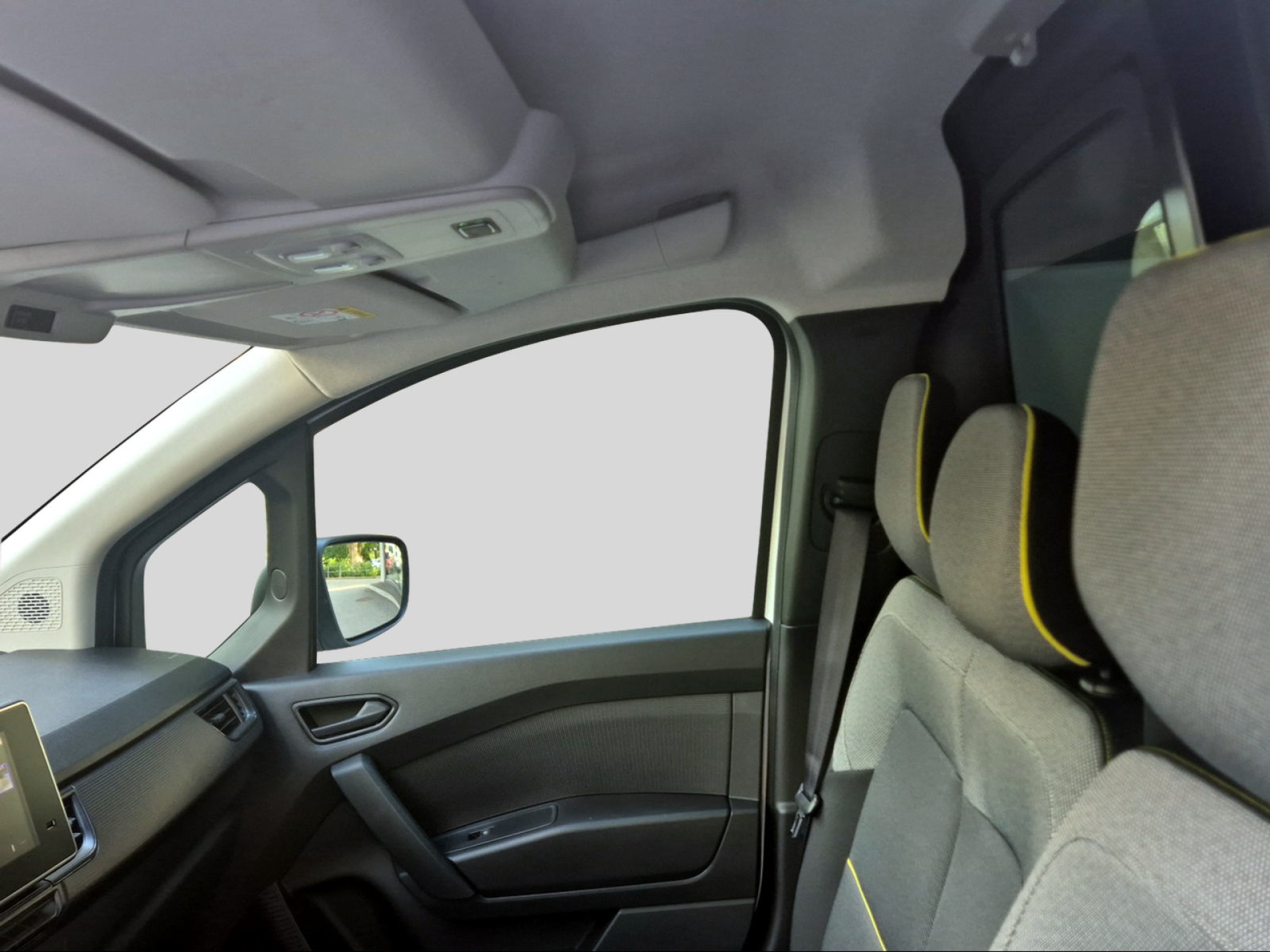 RENAULT Kangoo Van-image-5