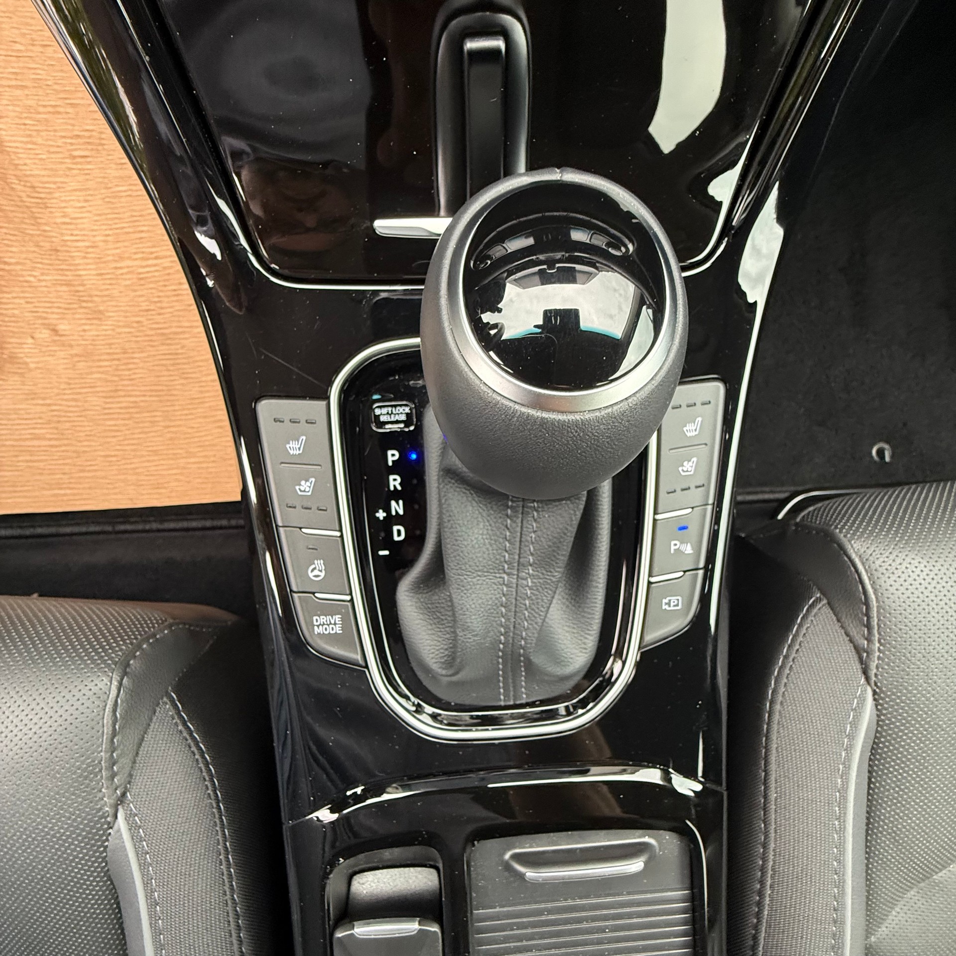 HYUNDAI i30 1.5 T-GDi Vertex 48V MH DCT *CH-FAHRZEUG*-image-16
