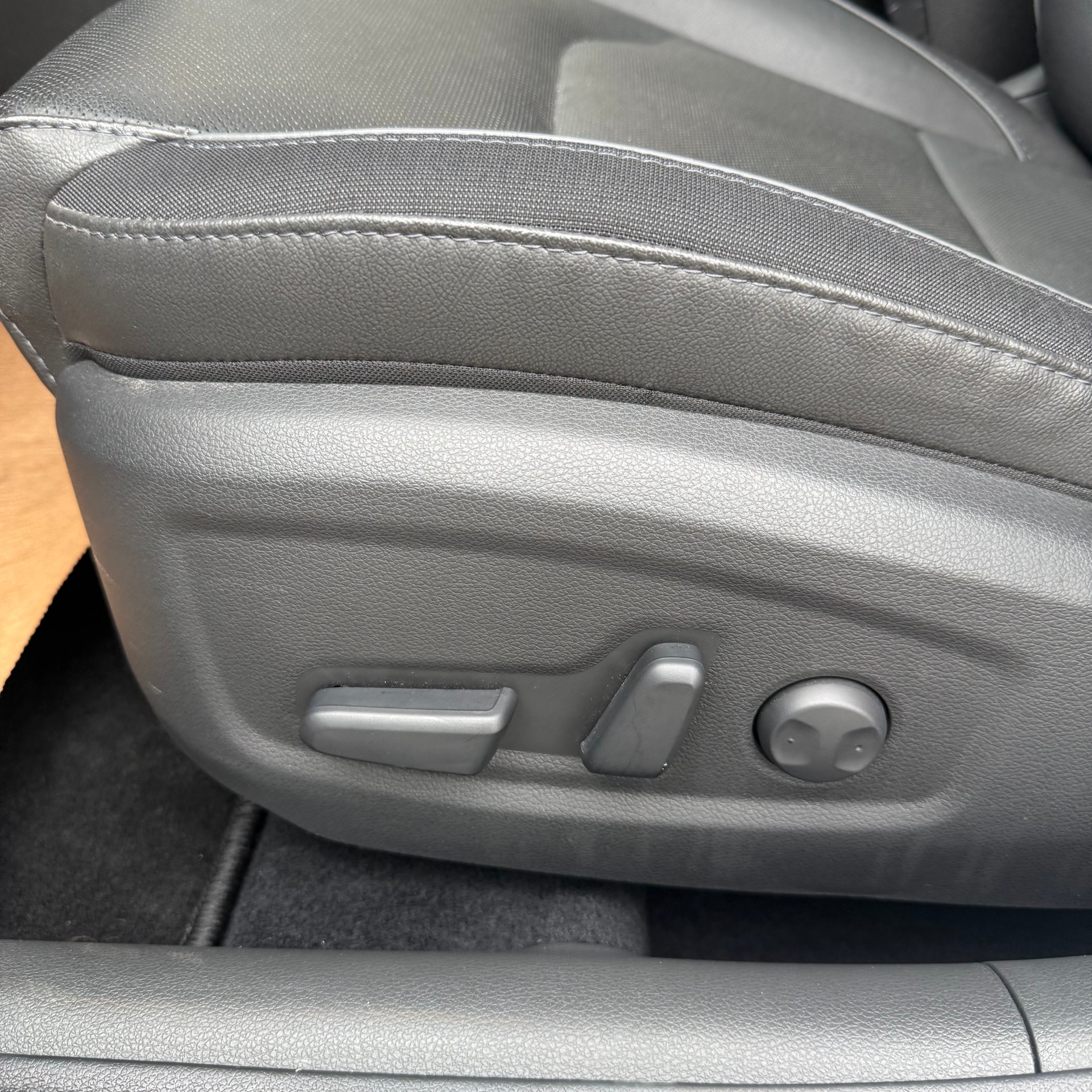 HYUNDAI i30 1.5 T-GDi Vertex 48V MH DCT *CH-FAHRZEUG*-image-10