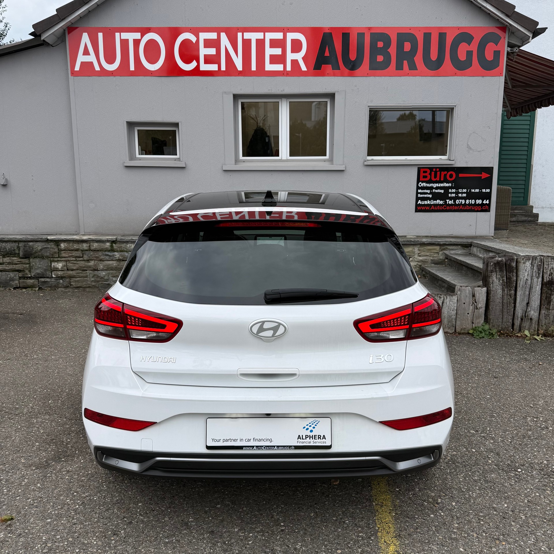 HYUNDAI i30 1.5 T-GDi Vertex 48V MH DCT *CH-FAHRZEUG*-image-4