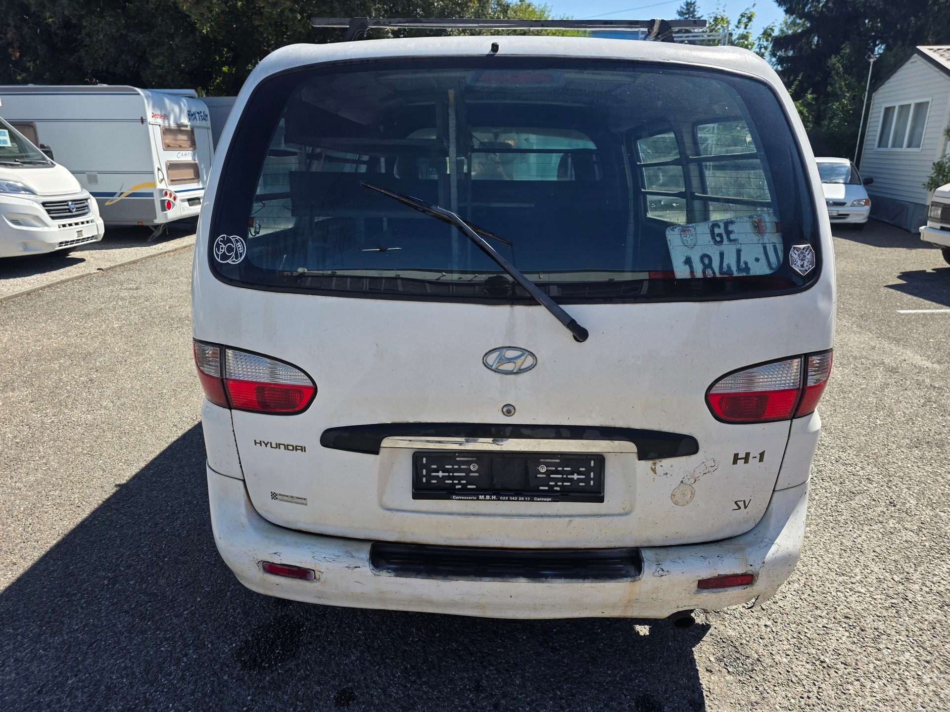 HYUNDAI H-1 Deluxe 2.4-image-3