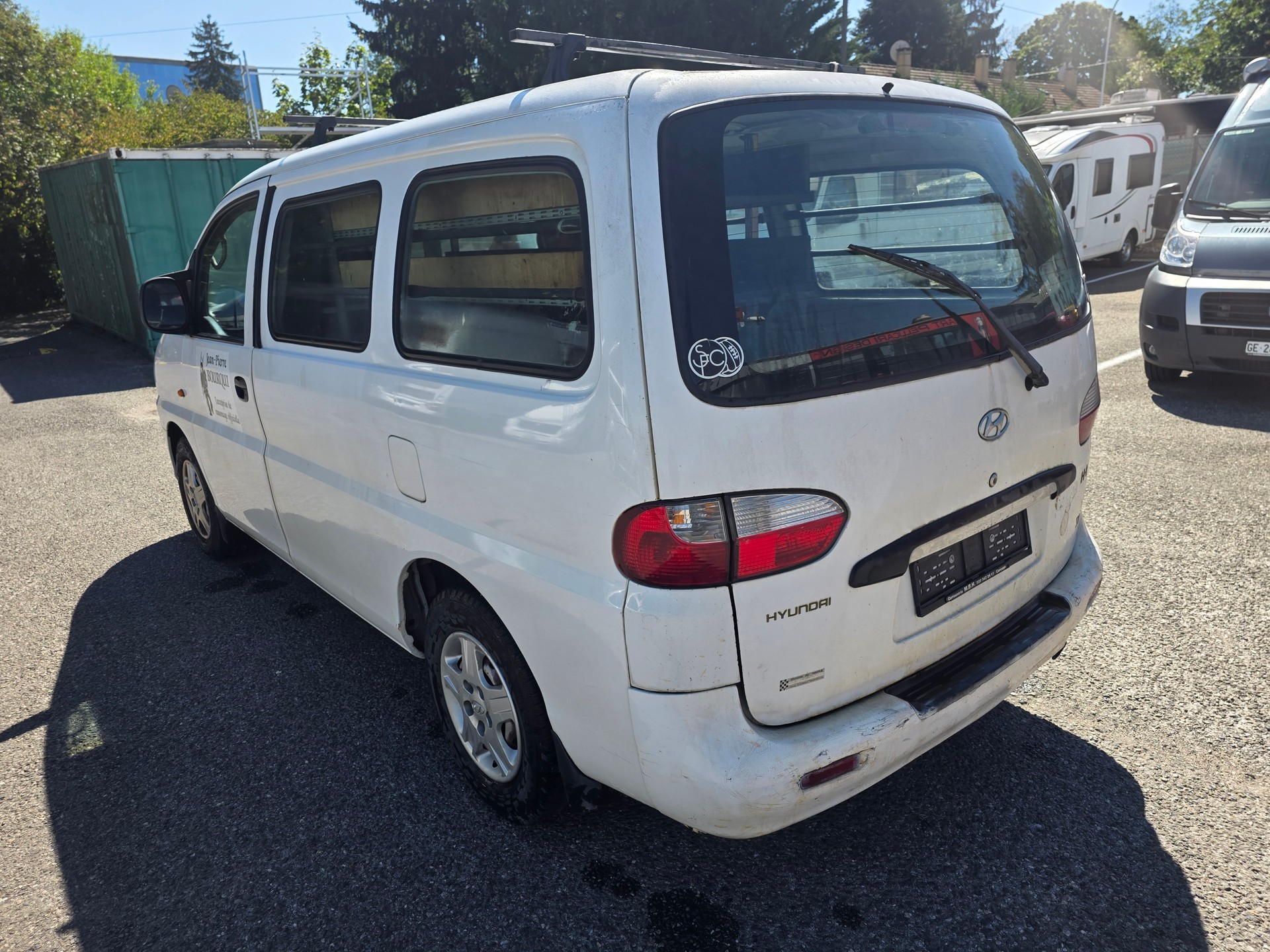 HYUNDAI H-1 Deluxe 2.4-image-4