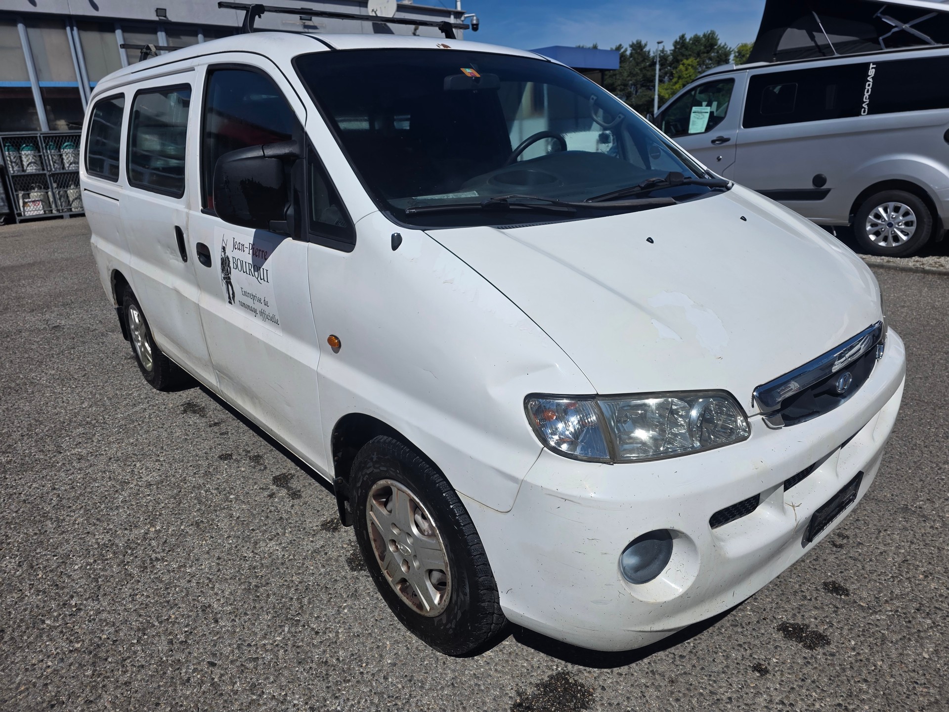 HYUNDAI H-1 Deluxe 2.4-image-1