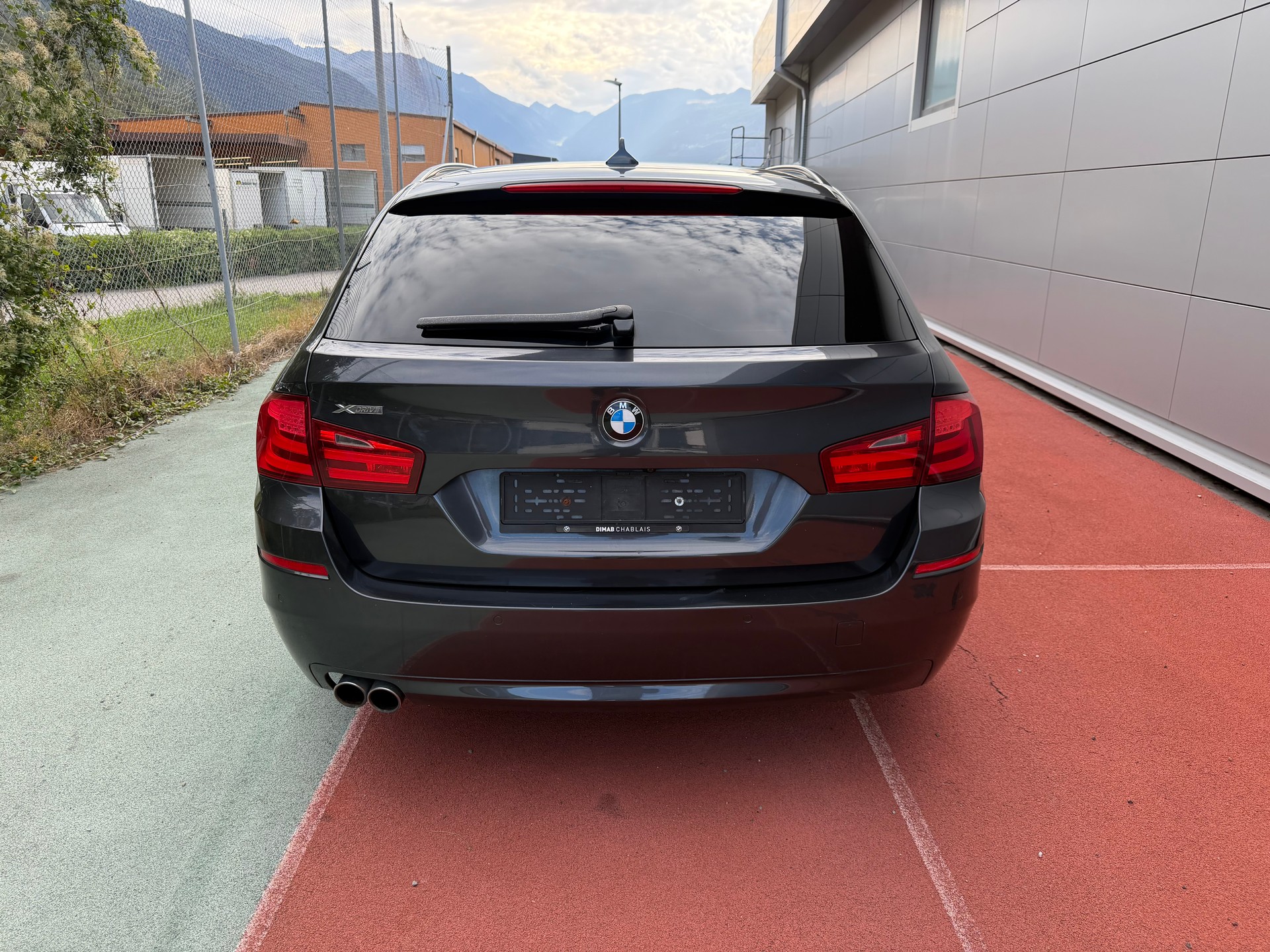BMW 525d xDrive Touring Steptronic-image-5