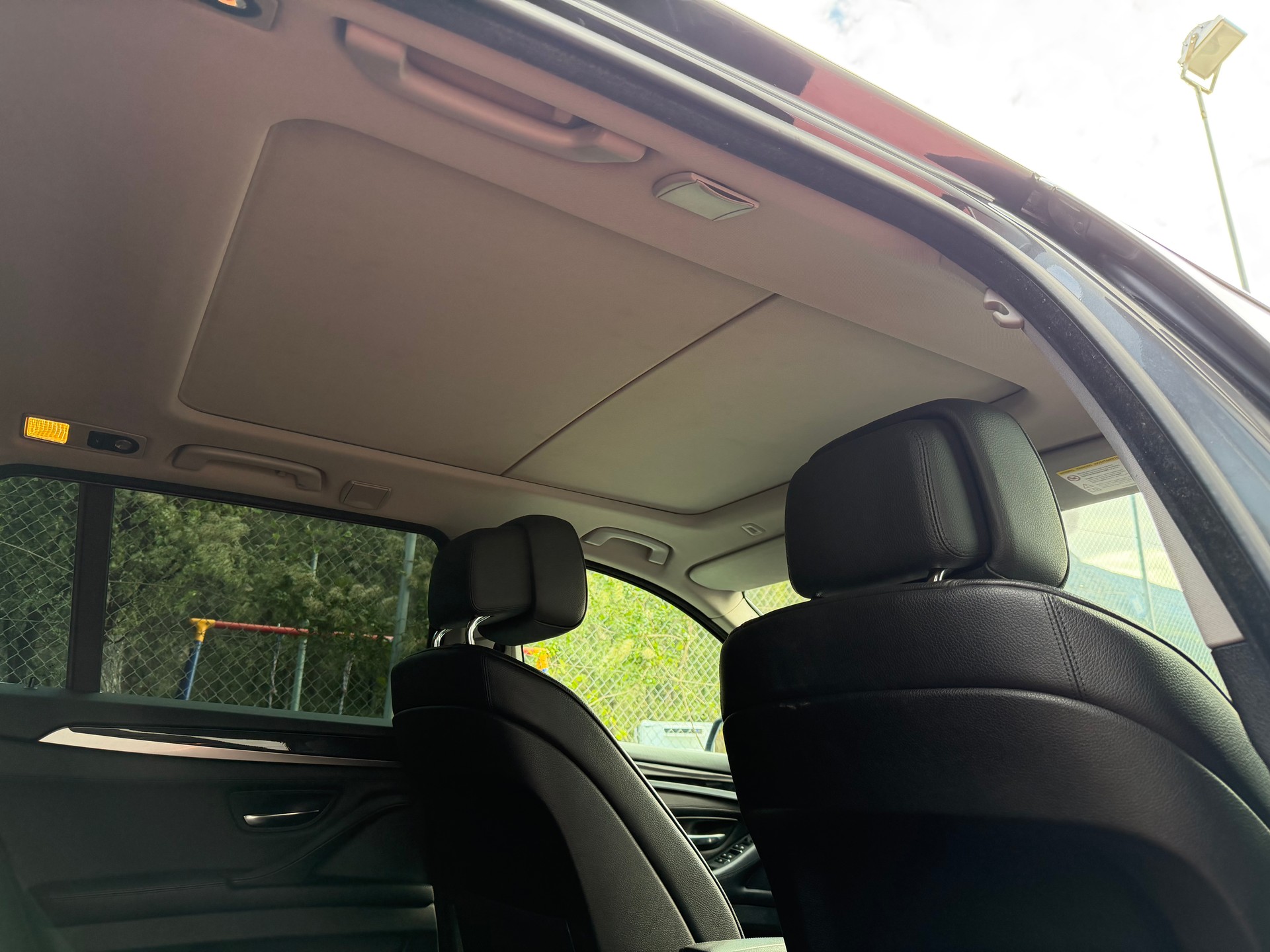 BMW 525d xDrive Touring Steptronic-image-11