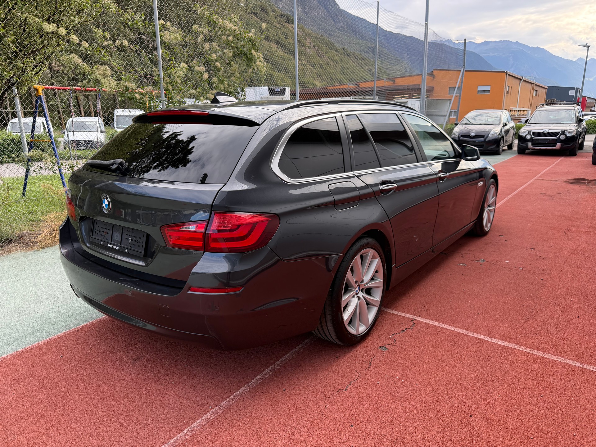 BMW 525d xDrive Touring Steptronic-image-3